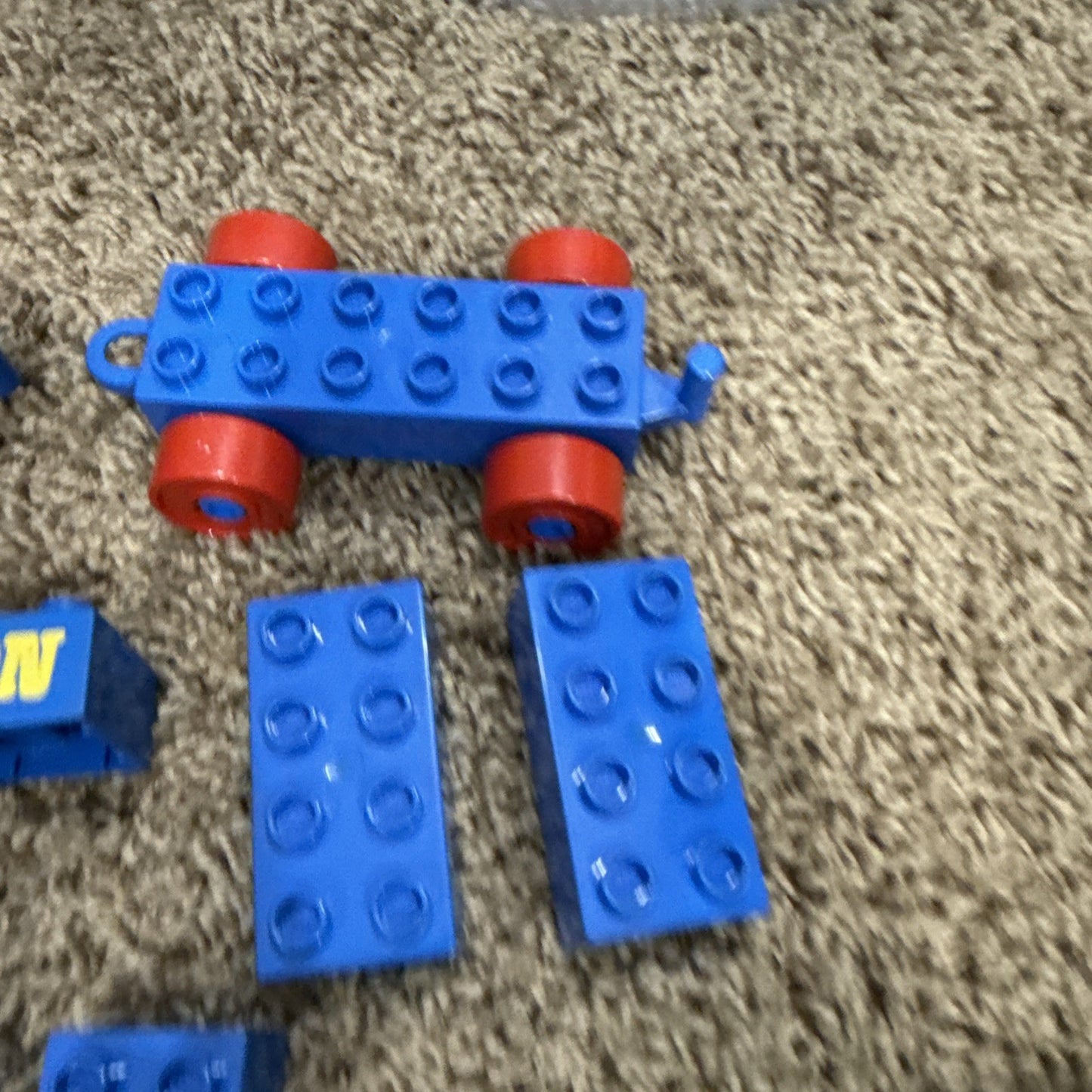 Vintage LEGO 523 Train Station Set Town Building Vehicles Minifigures w/ Extras