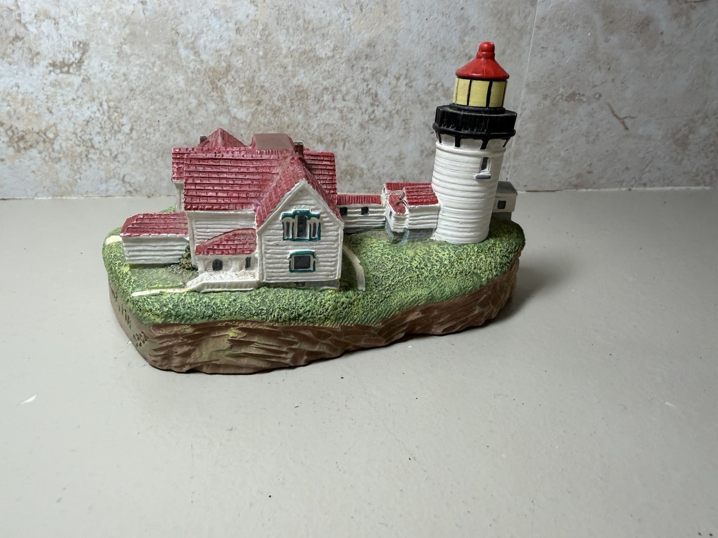 Spoontiques Eastern Point Maine Lighthouse Figurine 009302 Coastal Statue Decor