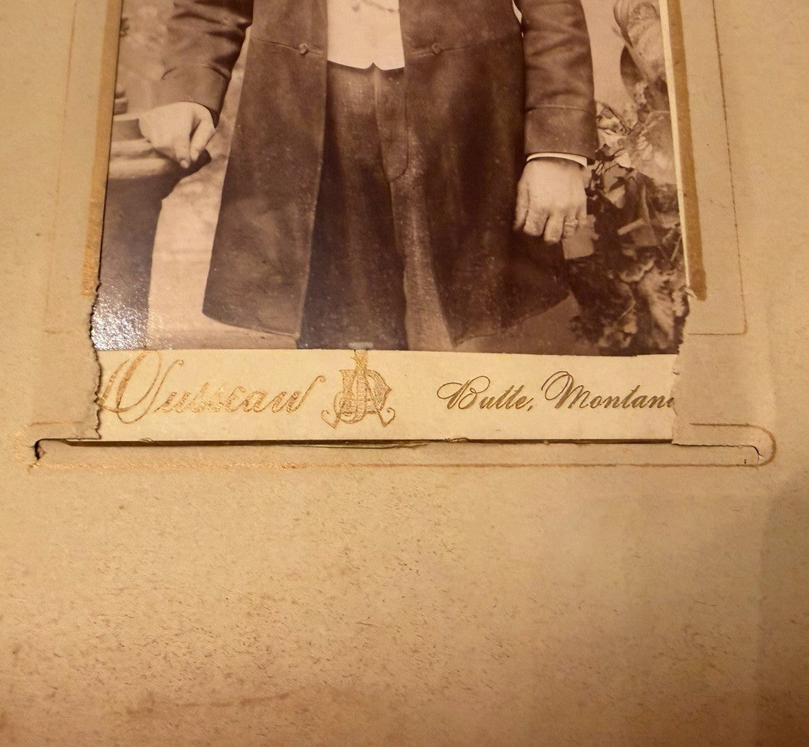 Antique Victorian Green Velvet Photo Album Cabinet Cards Tintypes Photos Ohio