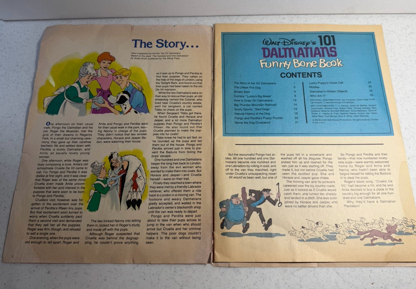Vintage 1996 McDonalds 101 Dalmatians Toy Lot 21pc Cruella & 1978 Smuckers Book