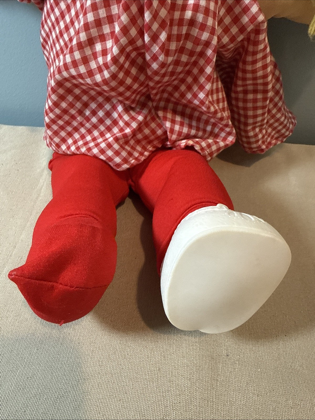 Vintage Cabbage Patch Kids Doll Dark Blonde Hair Blue Eyes Dimples Red Outfit