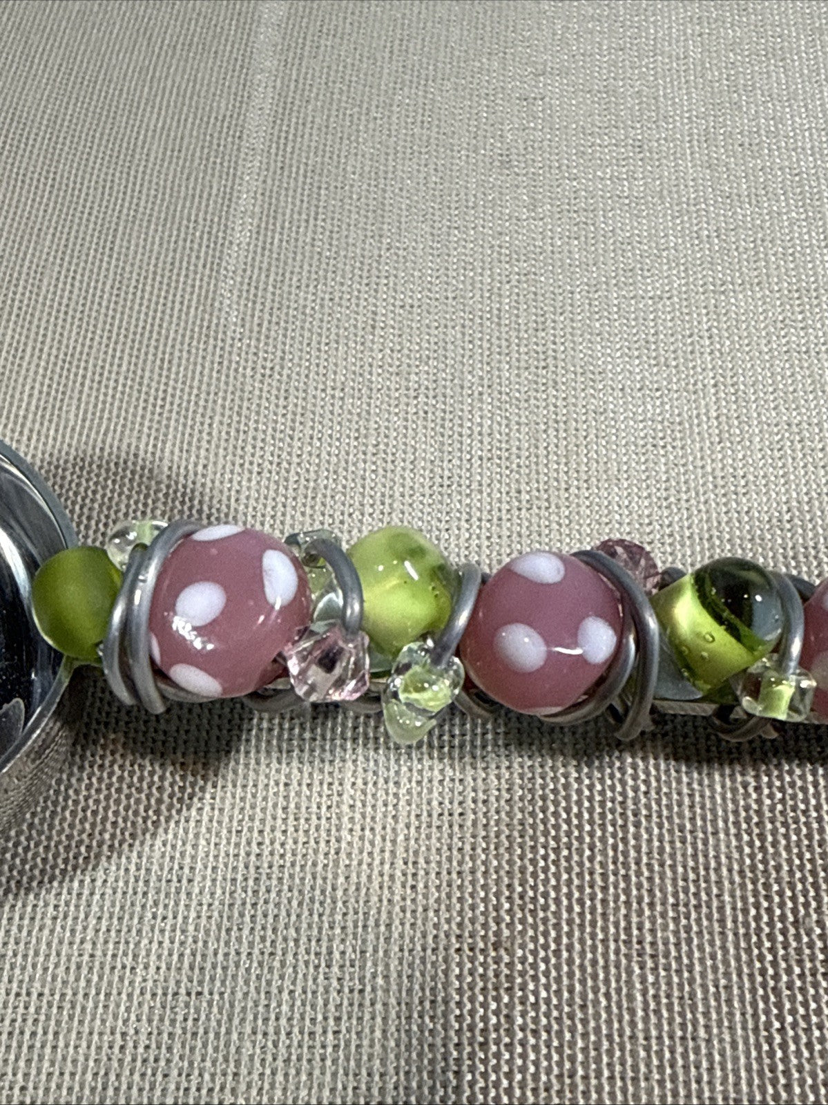 Beaded Wire Wrapped Handle Scoop Stainless Steel Pink Green 6"