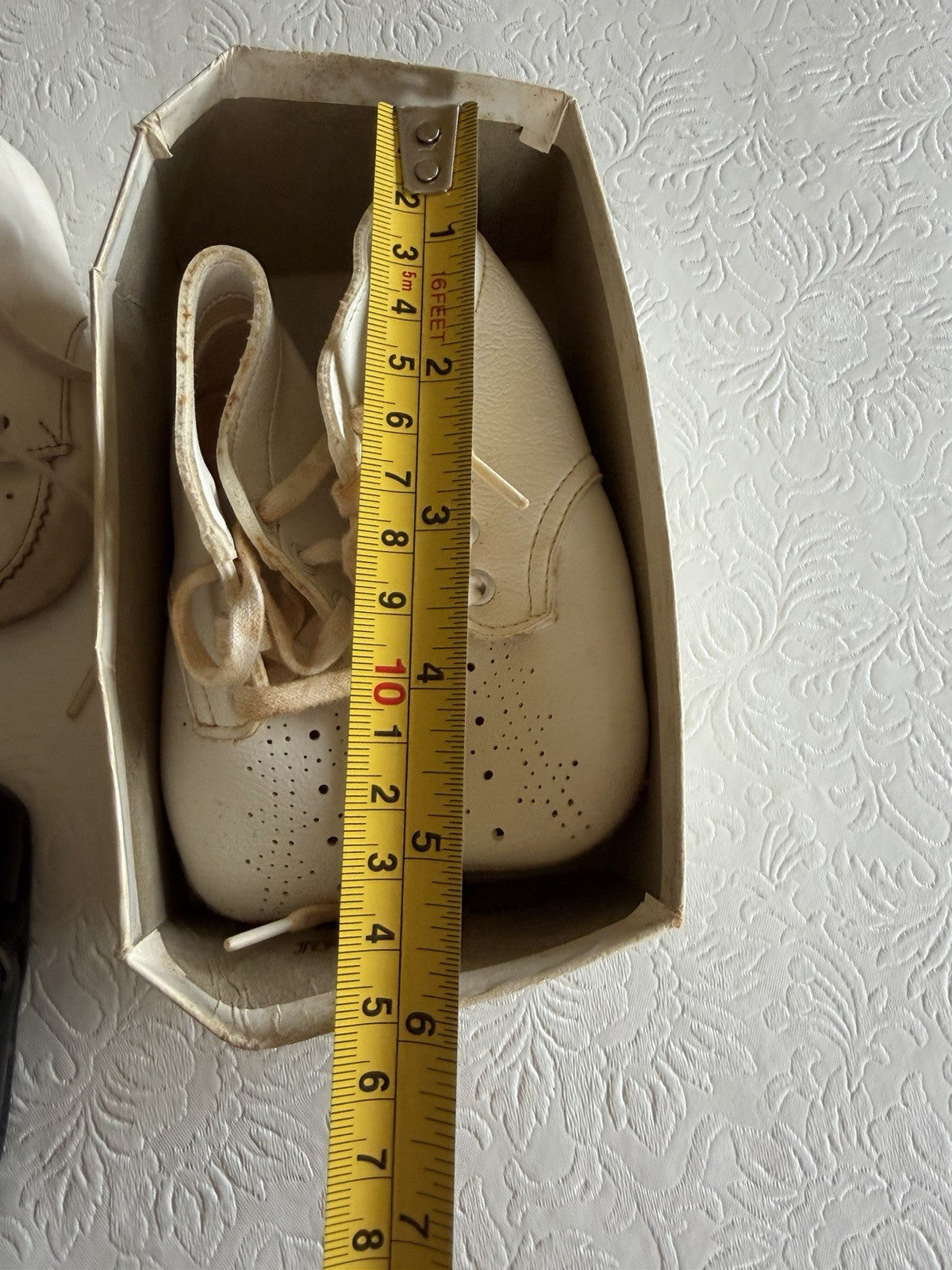 Vintage Baby Shoes Lot of 5 Ideal Cherry Box White Black Sandals Infant Display
