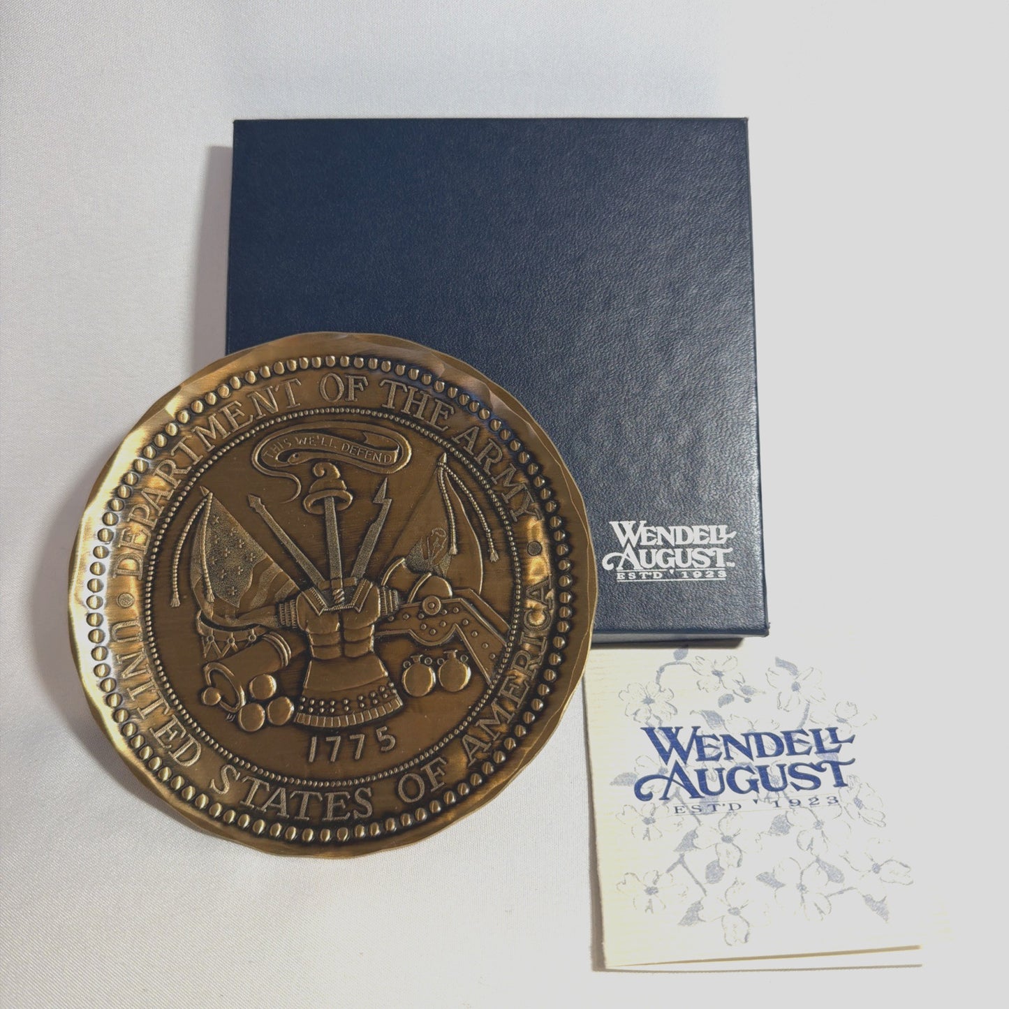 Wendell August Department of the Army Solid Bronze Round Medallion 4.5 Inch +box