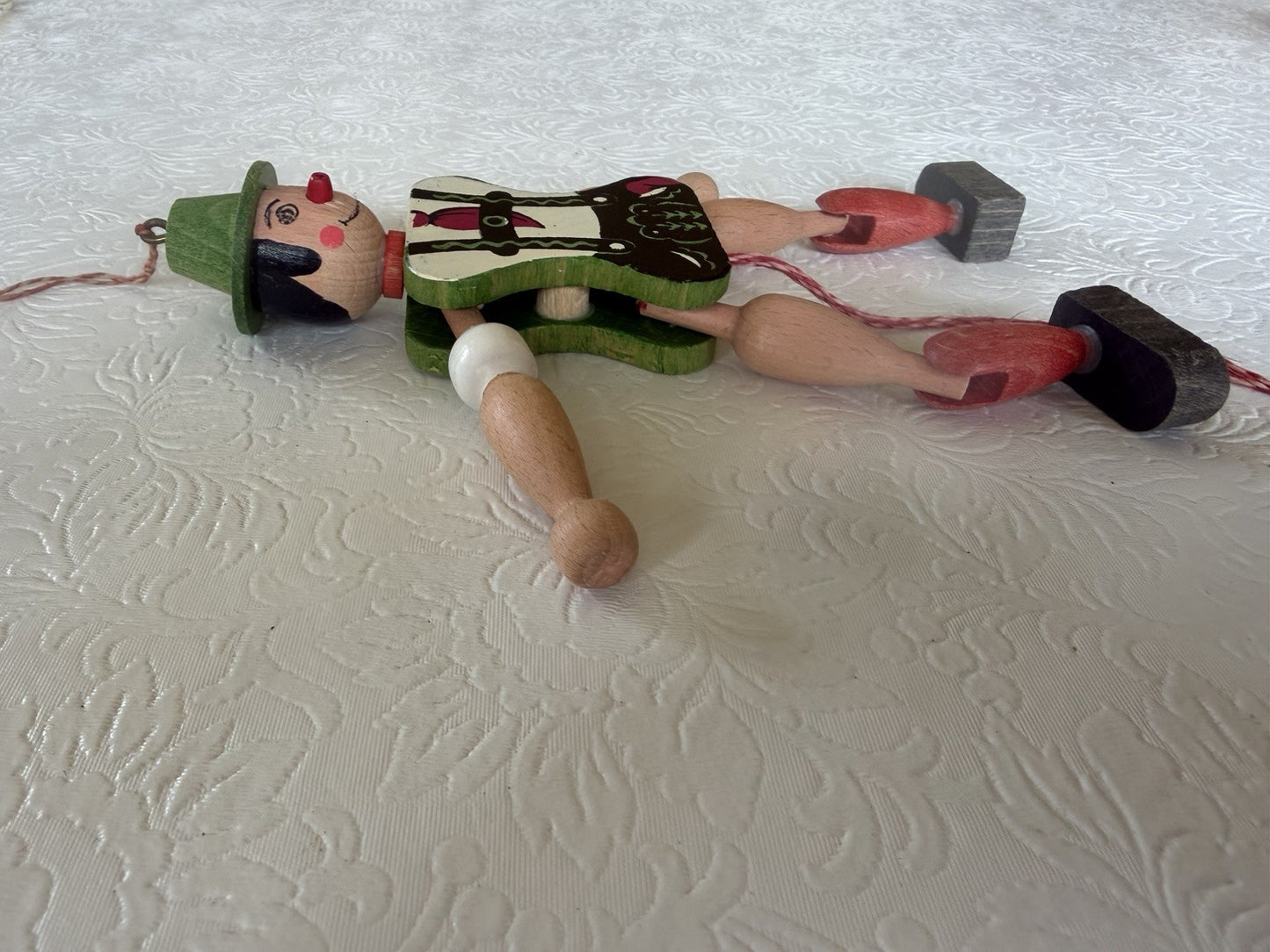Vintage Austrian Wood Pull String Dancing Man Lederhosen Jumping Toy