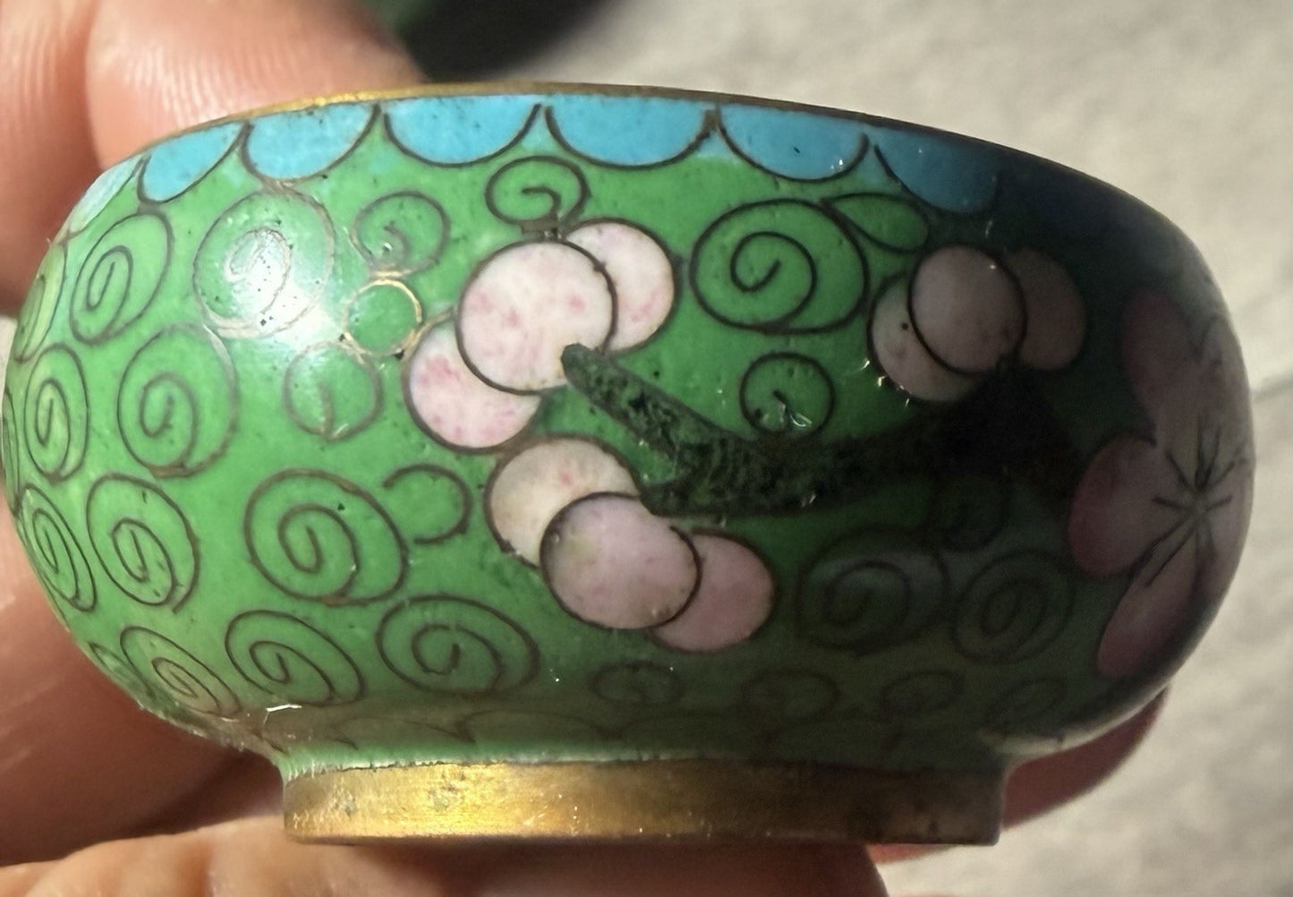 Vintage Cloisonne Salt Pepper Shakers Floral Enamel Green Pink Set