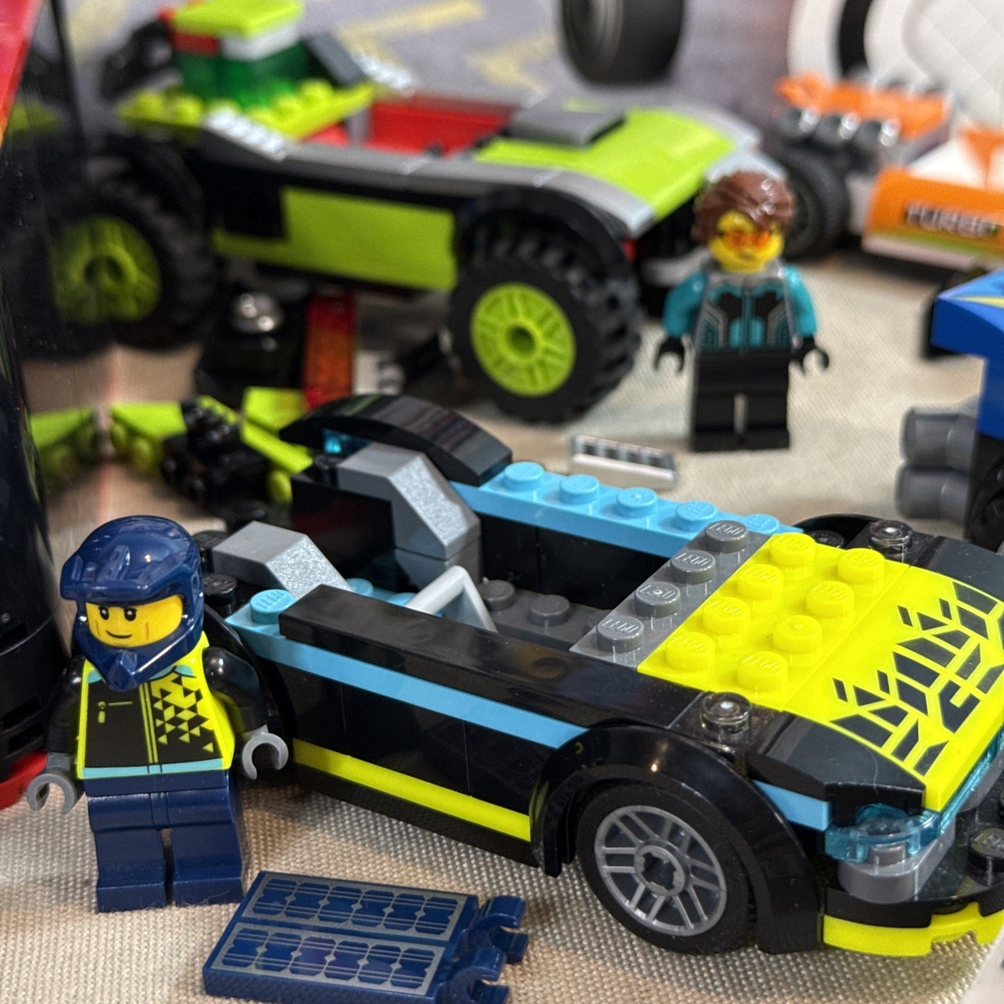 LEGO Race Car Parts Lot Incomplete Sets 7 Minifigures Vehicles Accessories Bulk