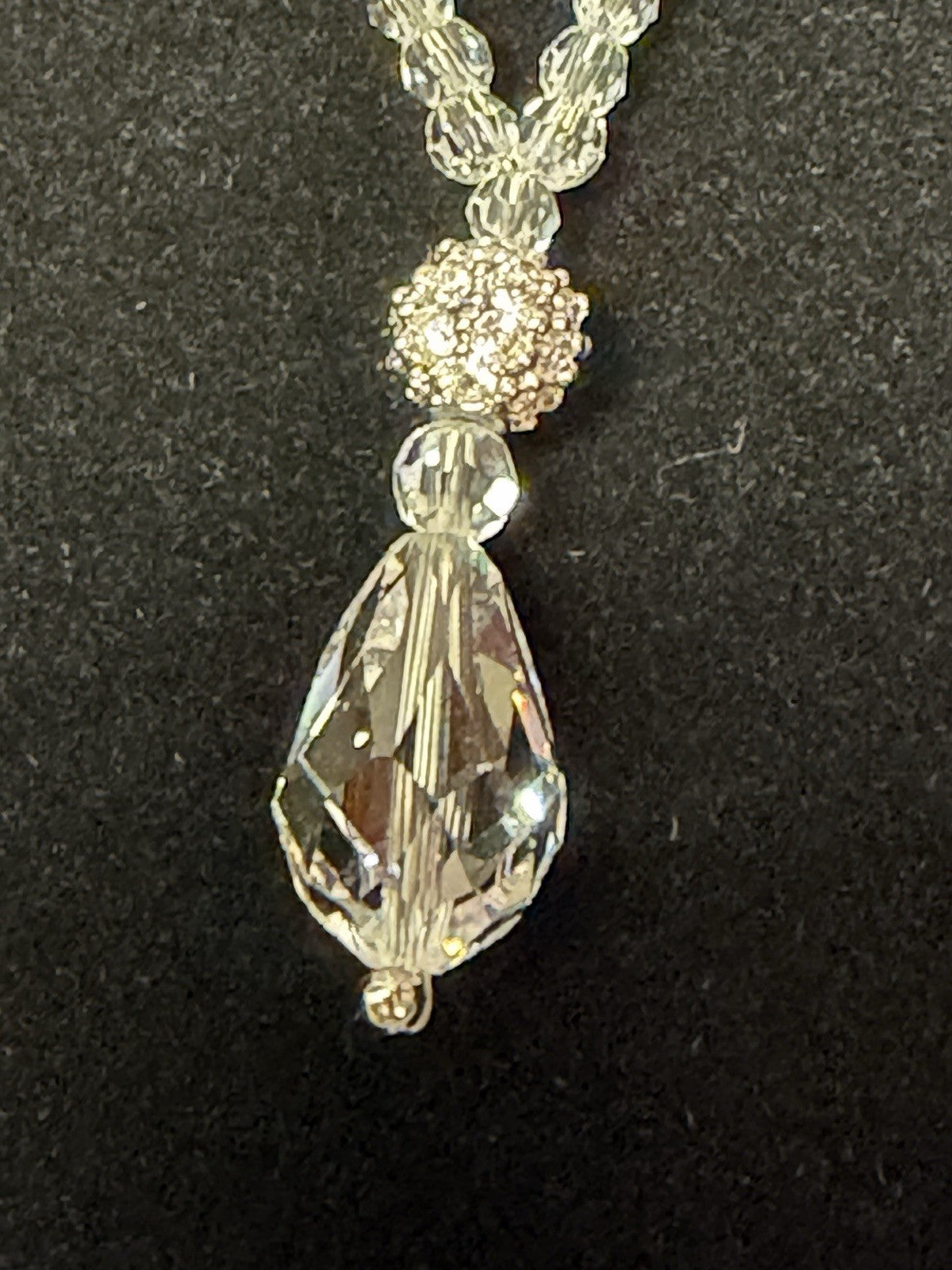 Swarovski Crystal Pendant Necklace Teardrop Silver Tone Chain Certificate Box