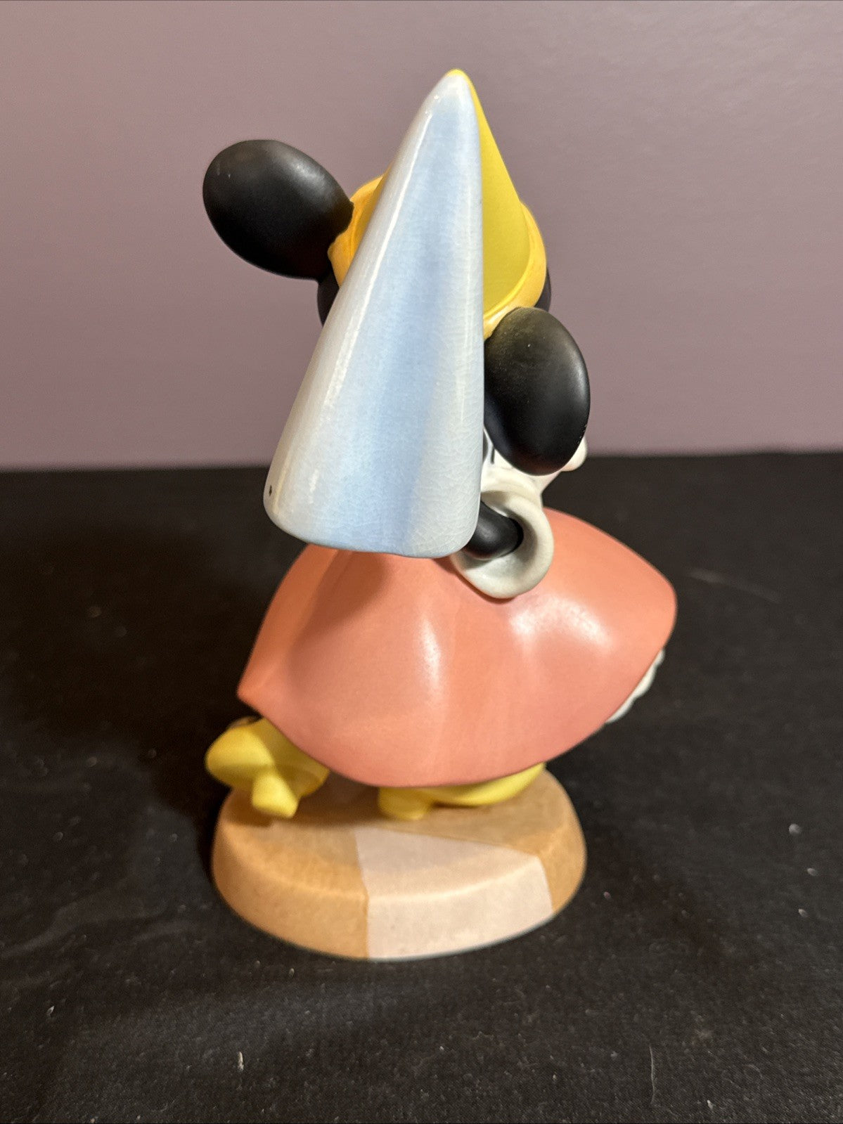 Disney Princess Minnie Brave Little Tailor Figurine 1996 Beautiful