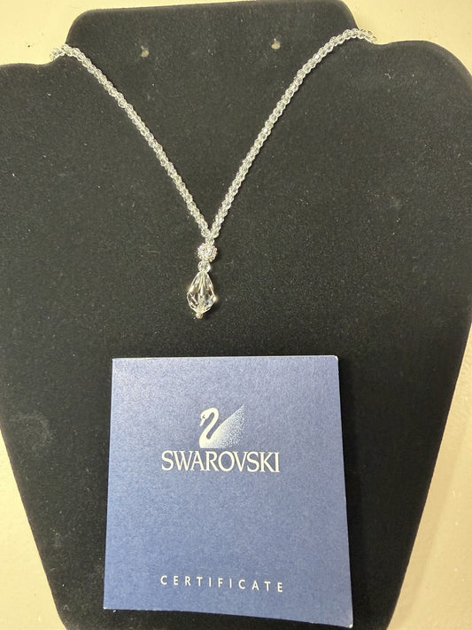 Swarovski Crystal Pendant Necklace Teardrop Silver Tone Chain Certificate Box