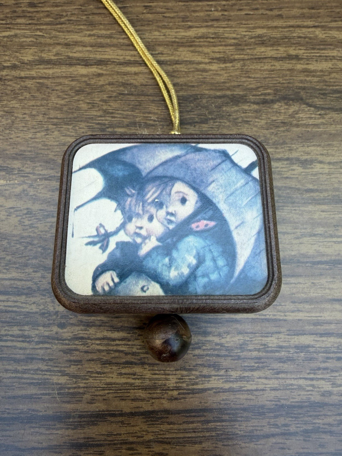 Vintage Hummel Pull String Music Box Ornament Raindrops Keep Falling On My Head