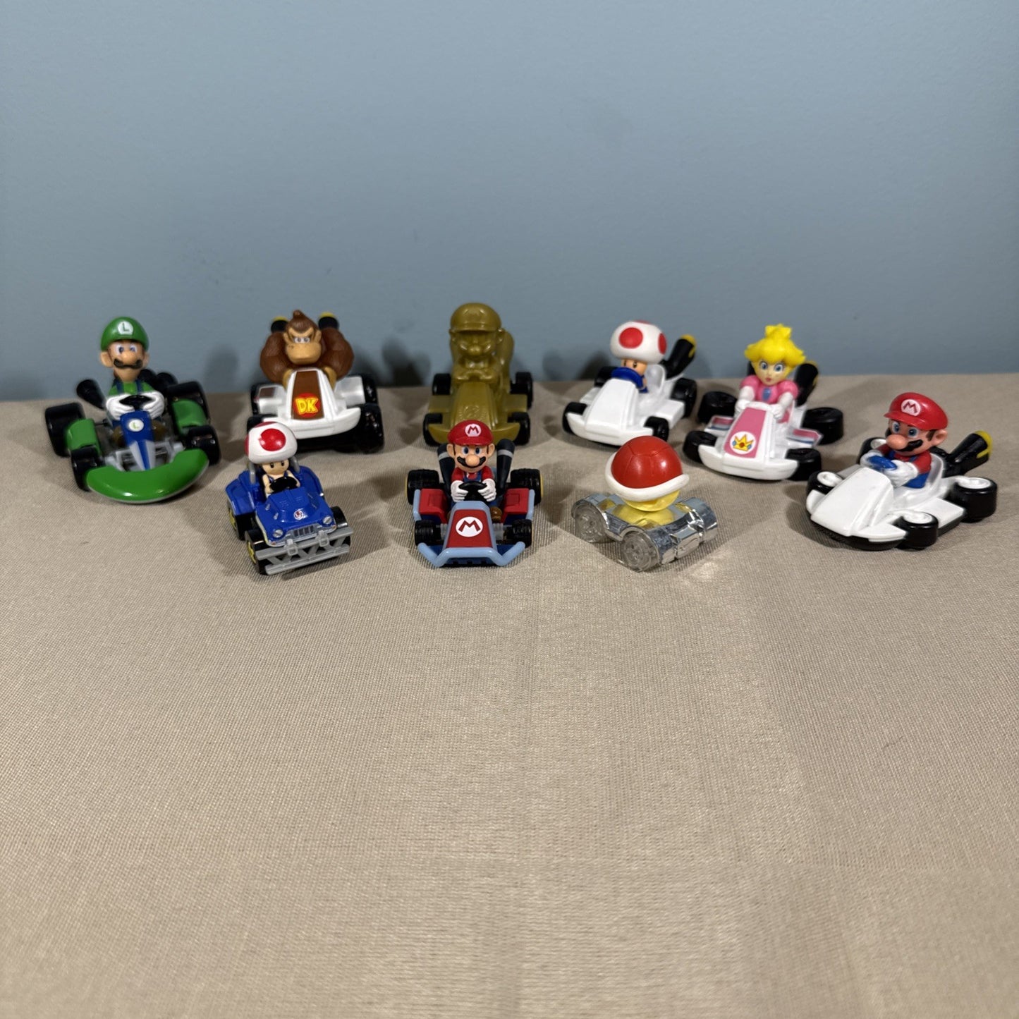Nintendo Mario Kart Figures Lot of 9 Peach Mario Luigi Toad Donkey Kong Shell