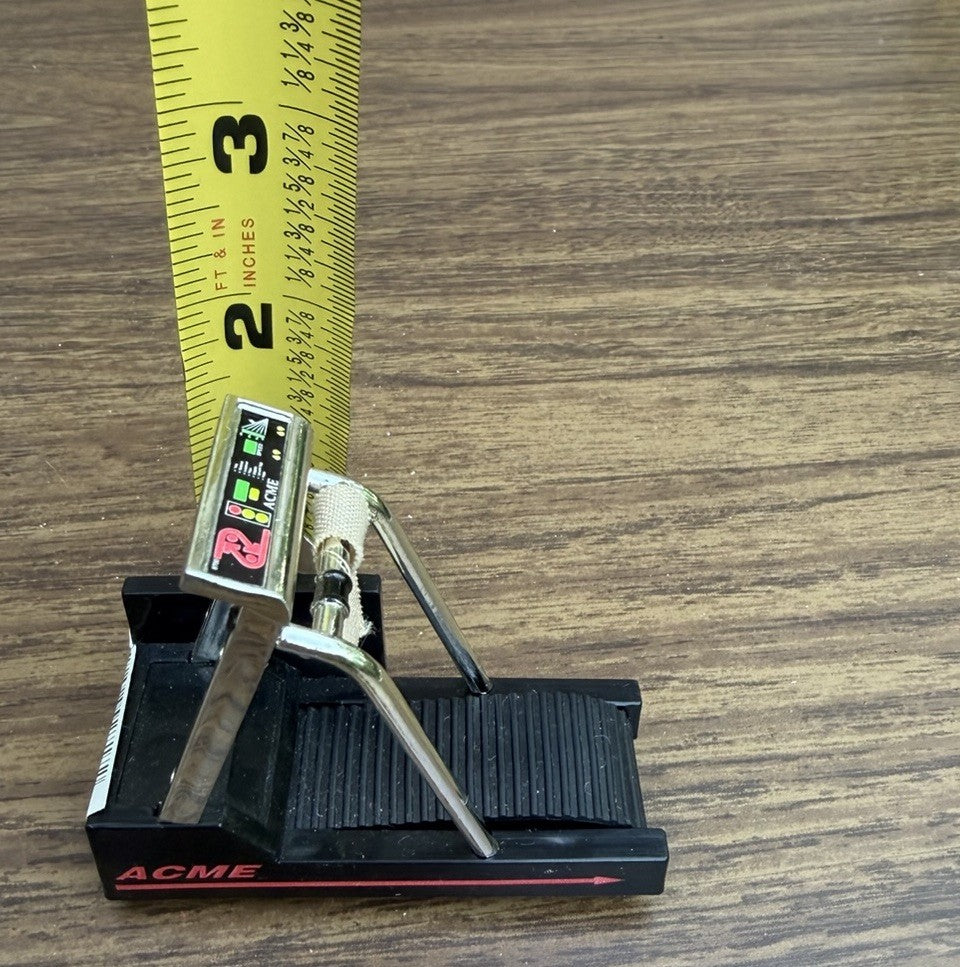 Vintage ACME Miniature Exercise Bike Treadmill Fridge Magnets 1996 Gym Lot of 2