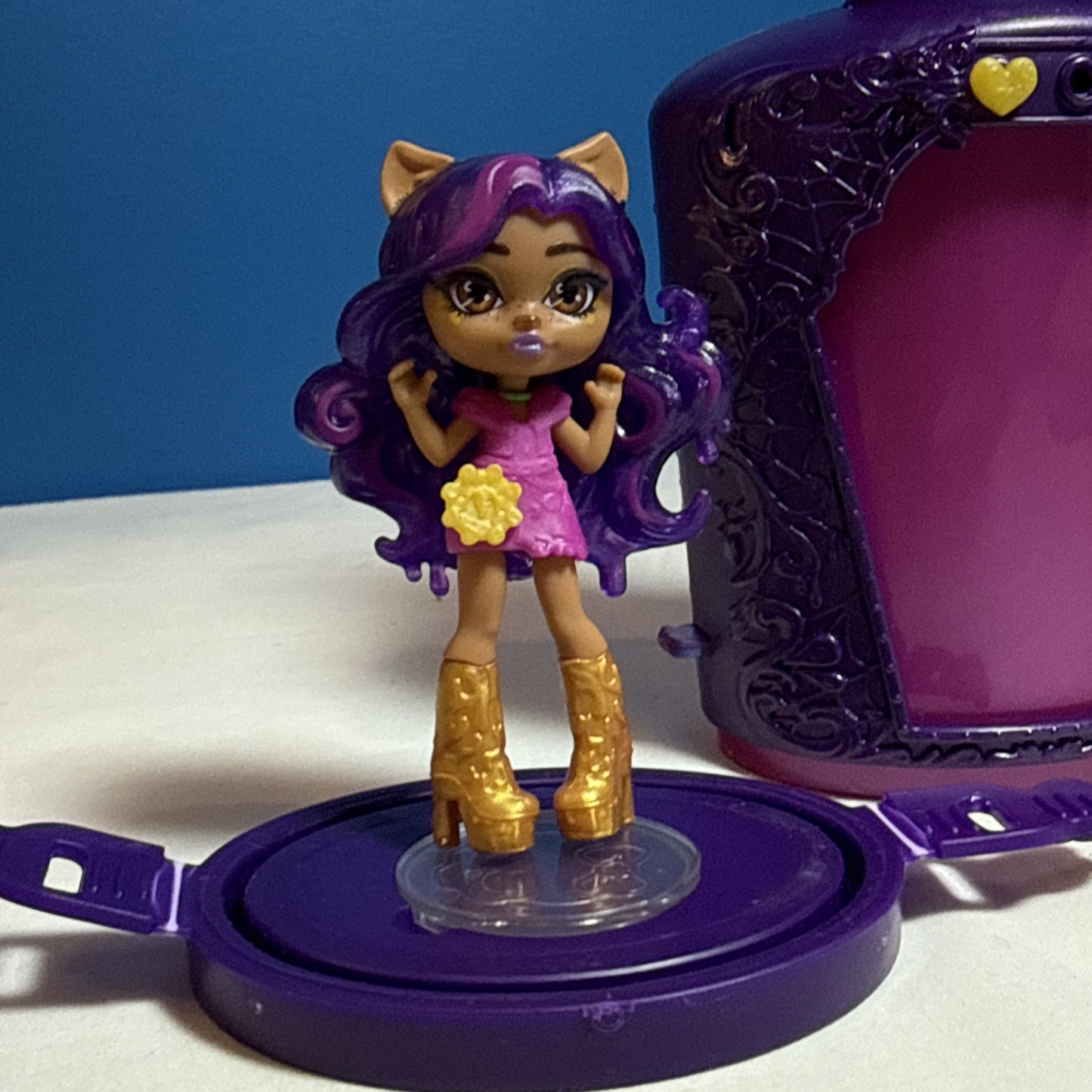 Monster High Draculaura Powder Room Accessories Clawdeen Mini Bottle Doll Lot