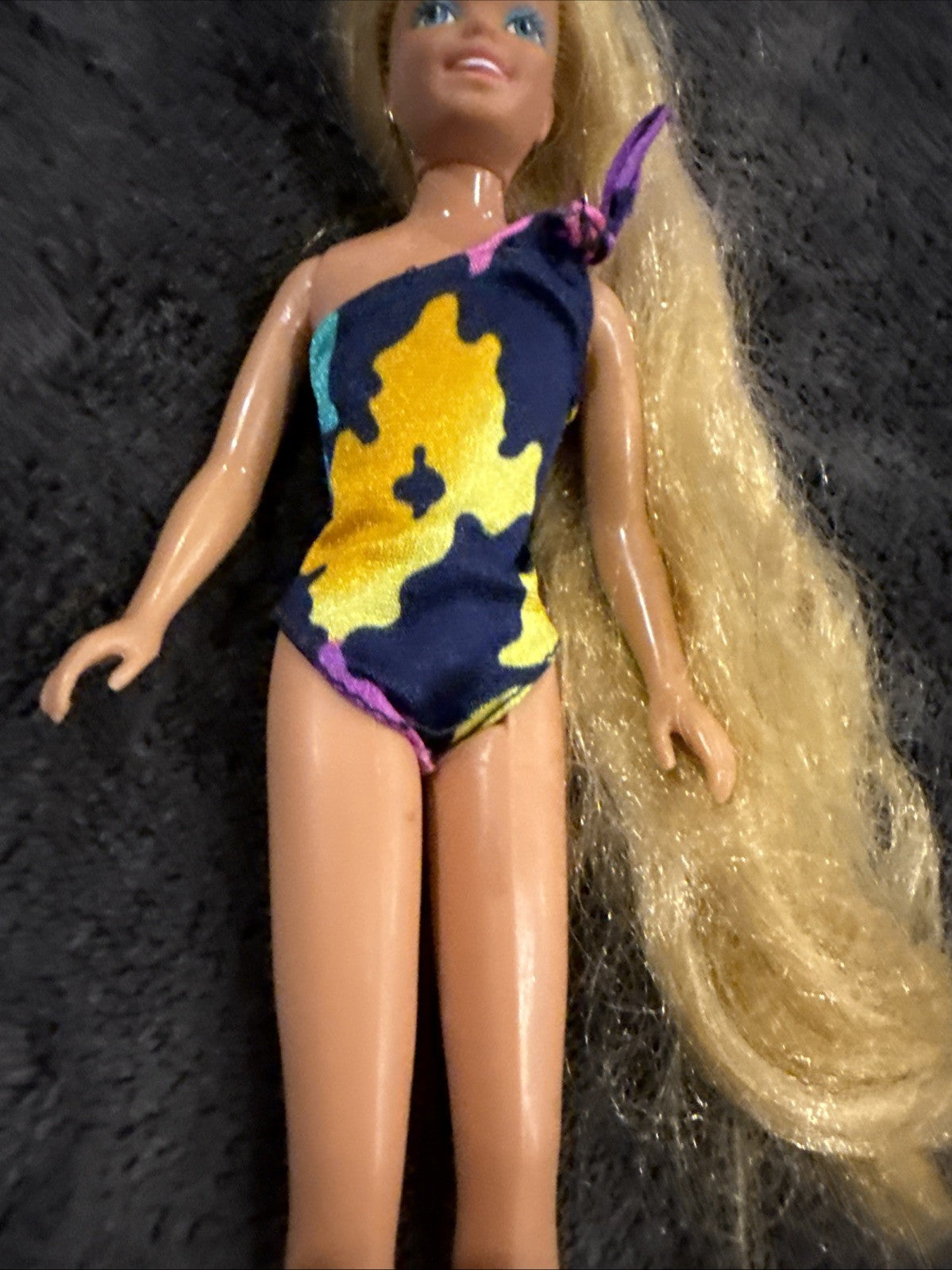 Vintage 1985 Mattel Tropical Skipper Barbie Doll Blonde Yellow Blue Swimsuit