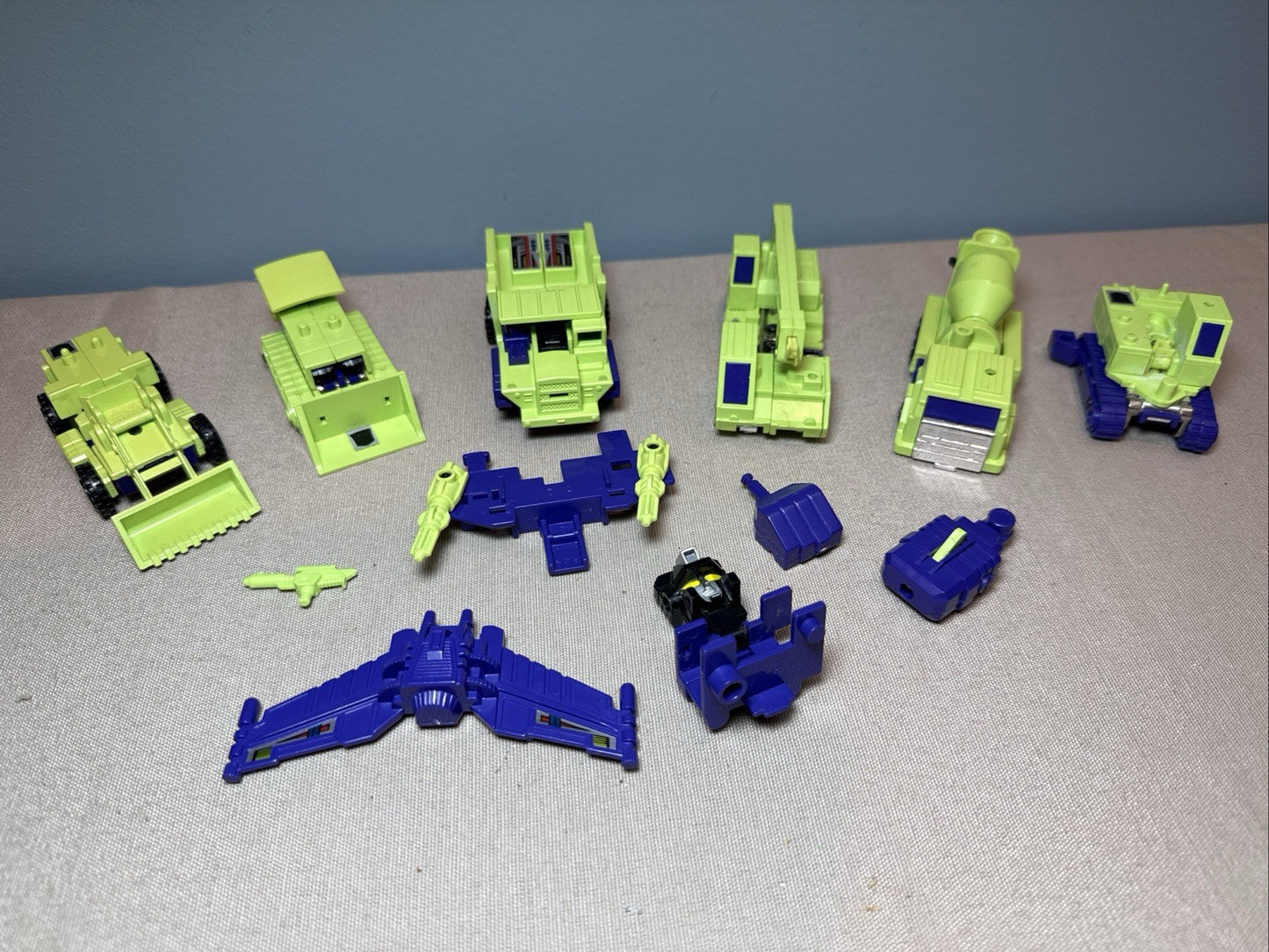 Vintage Hasbro Transformers G1 Devastator Constructicons 6 Figure Incomplete