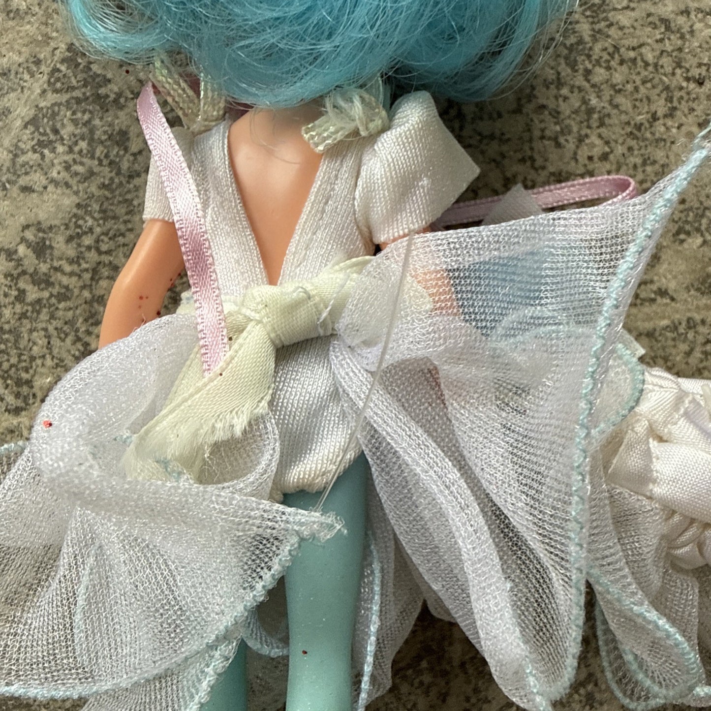 Vintage 1984 Kenner Rose Petal Place Lily Fair Doll Blue Hair - 7" Very Nice!