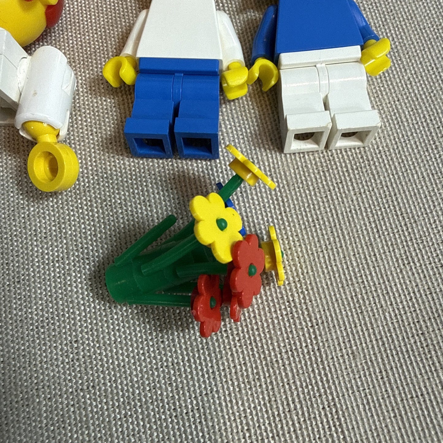 Vintage LEGO 268 Homemaker Family Room Set Minifigures Incomplete 1979 Parts