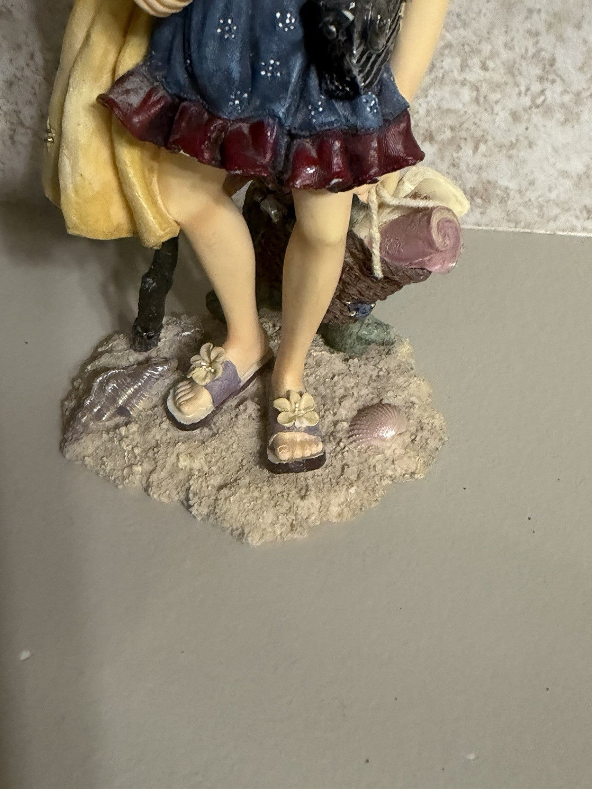Boyds Bears Folkstone Edna B Sungoddess Life's A Beach Figurine 2001