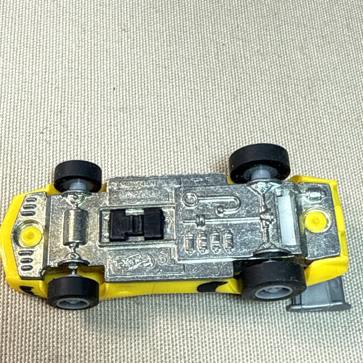 Vintage 1986 Hot Wheels Power Command Stingray & Chevy Stocker Cars Pair