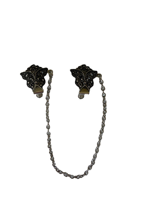 Vintage Butterfly Sweater Shawl Clips Dark Silver Tone 8 Inch Chain Accessory