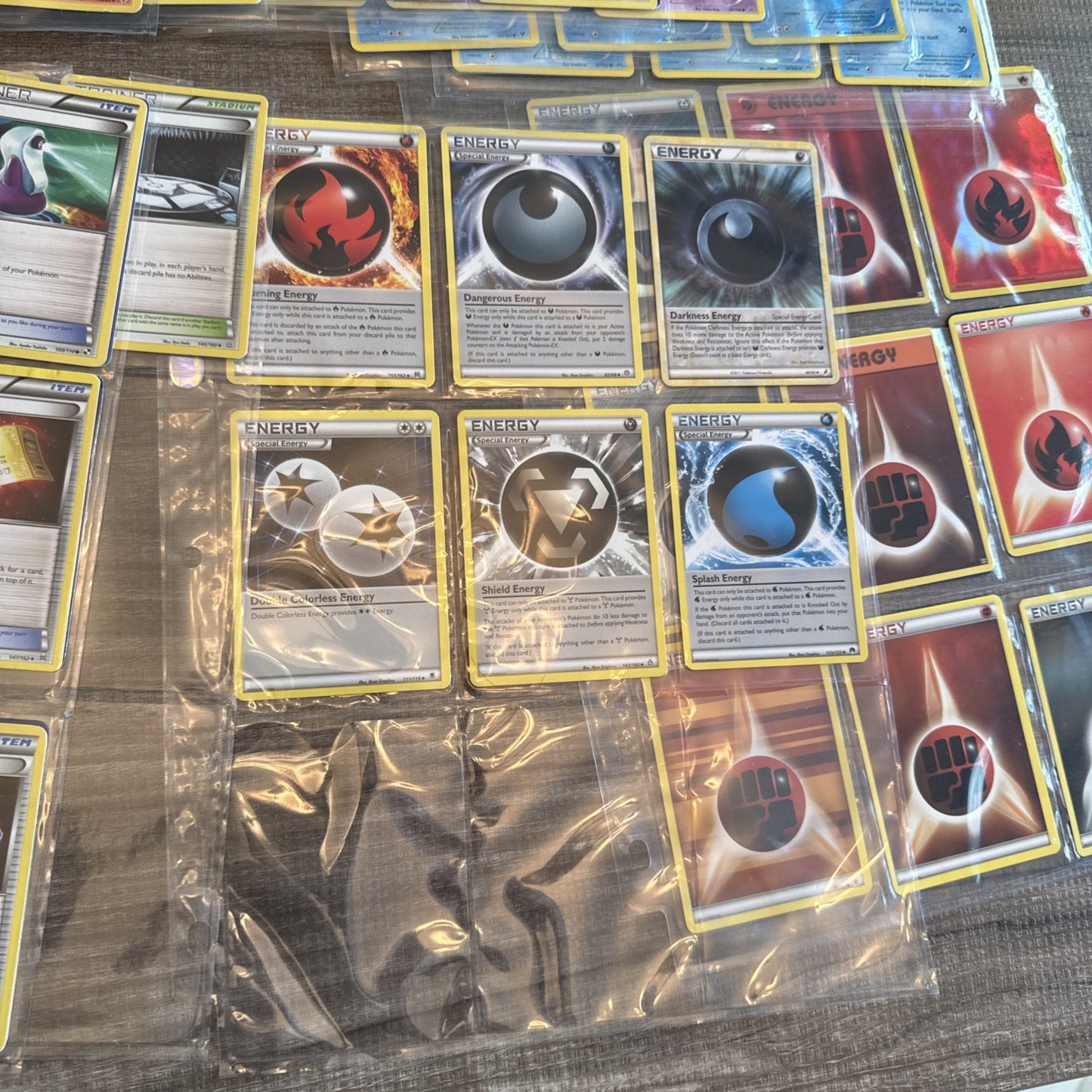 Pokémon TCG Collection Lot of 398 Trading Cards No Duplicates