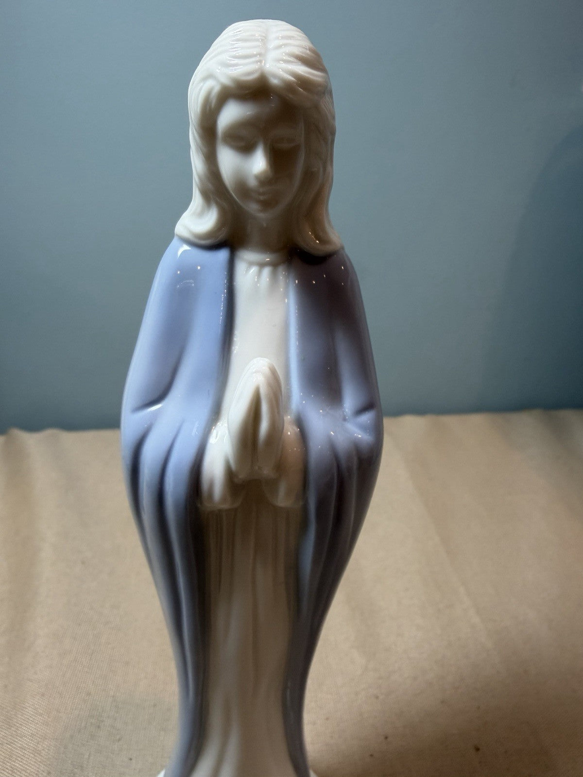 Vintage 1986 Lefton China Virgin Mary Figurine Hand Painted Statue 8"