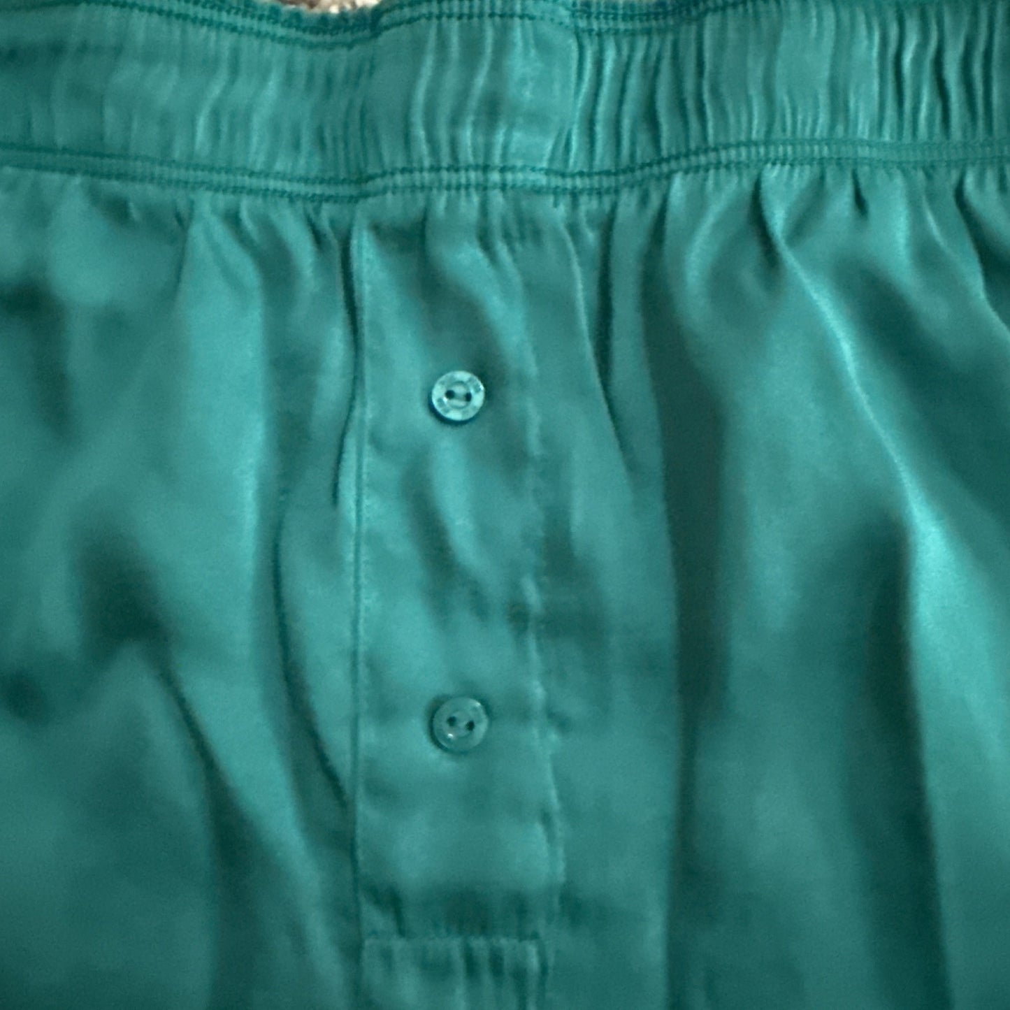 Victoria’s Secret PINK Green Satin Boxer Shorts Size Large Womens Sleepwear