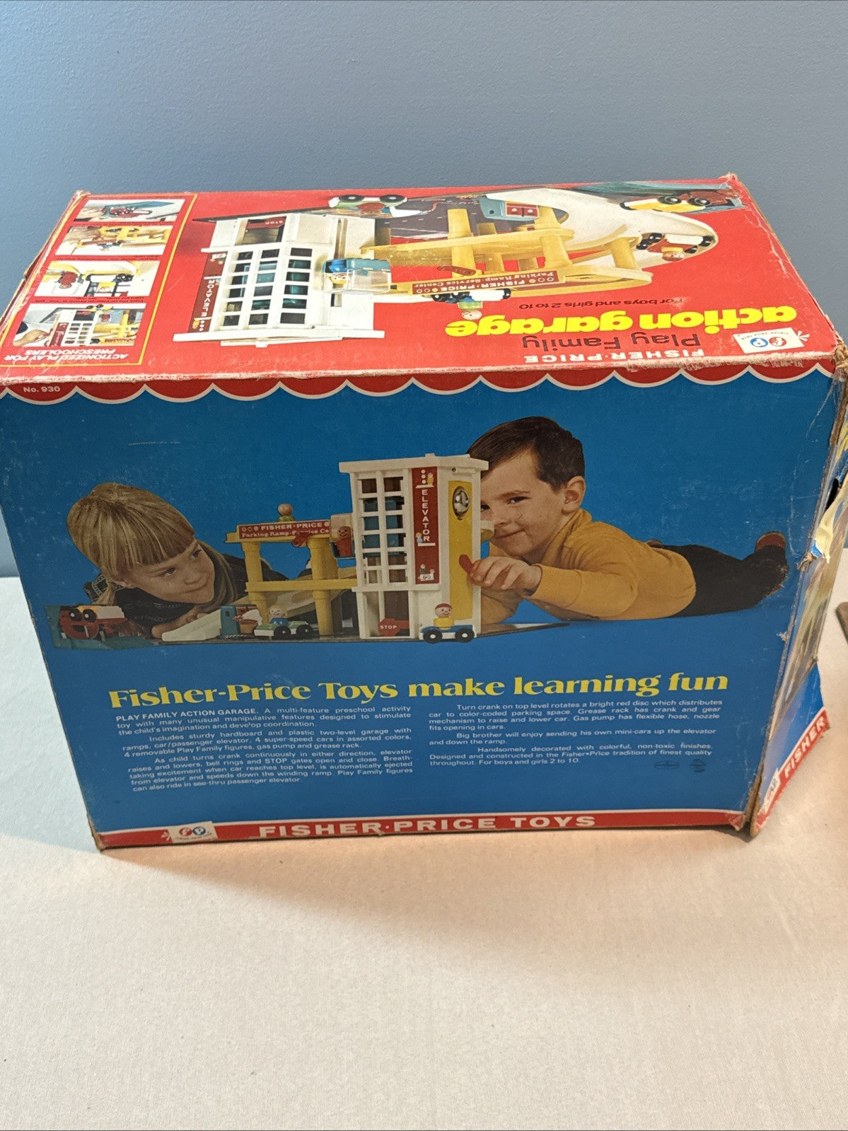 Vintage Fisher Price 930 Play Family Action Garage 1970 w/Box & Lift Incomplete