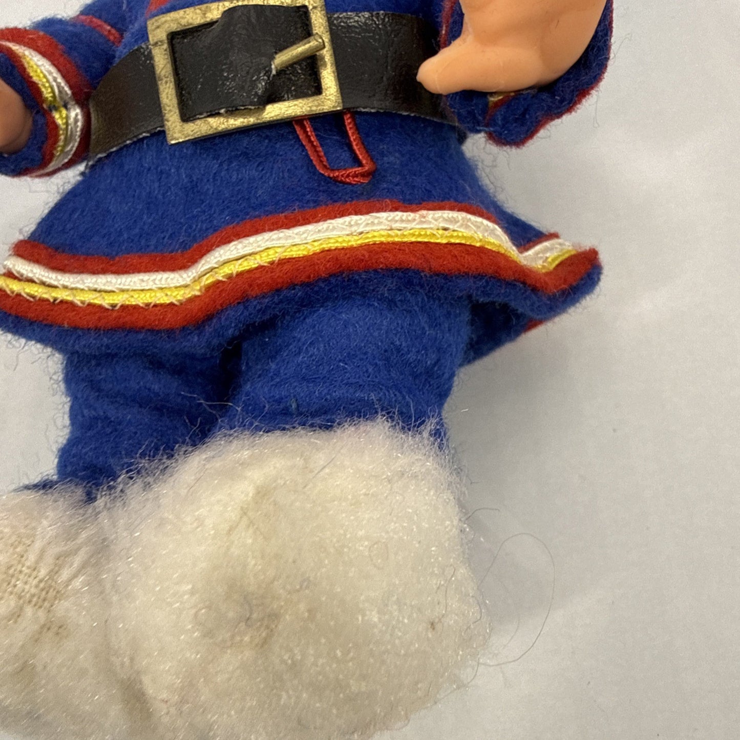 Vintage GDR Ari Doll Sami Lapland Costume Sleep Eyes East Germany 9"