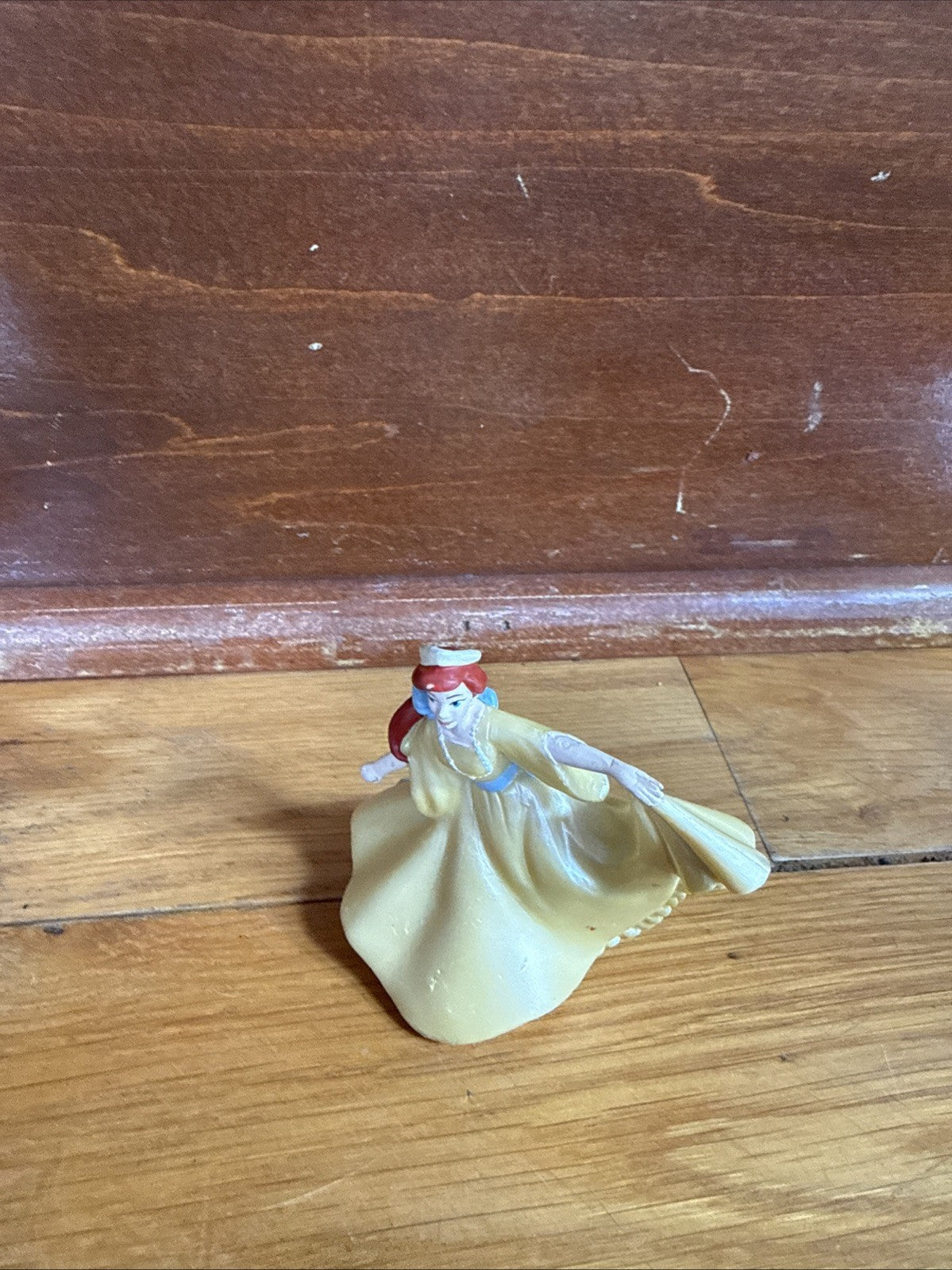 Vintage 1997 Princess Anastasia Dream Waltz Ornament San Francisco Music Box Co.
