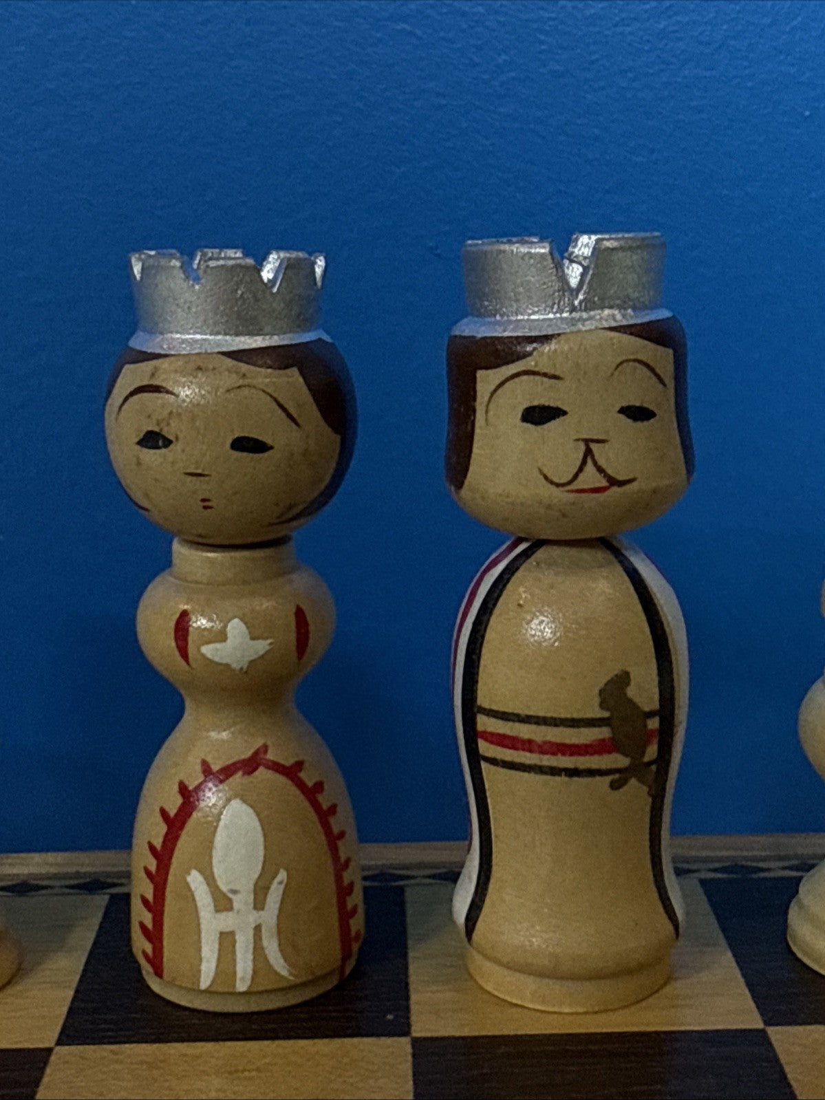 Vintage Japanese Kokeshi Wood Chess Set Hand Painted Pieces Folding Board Boxes