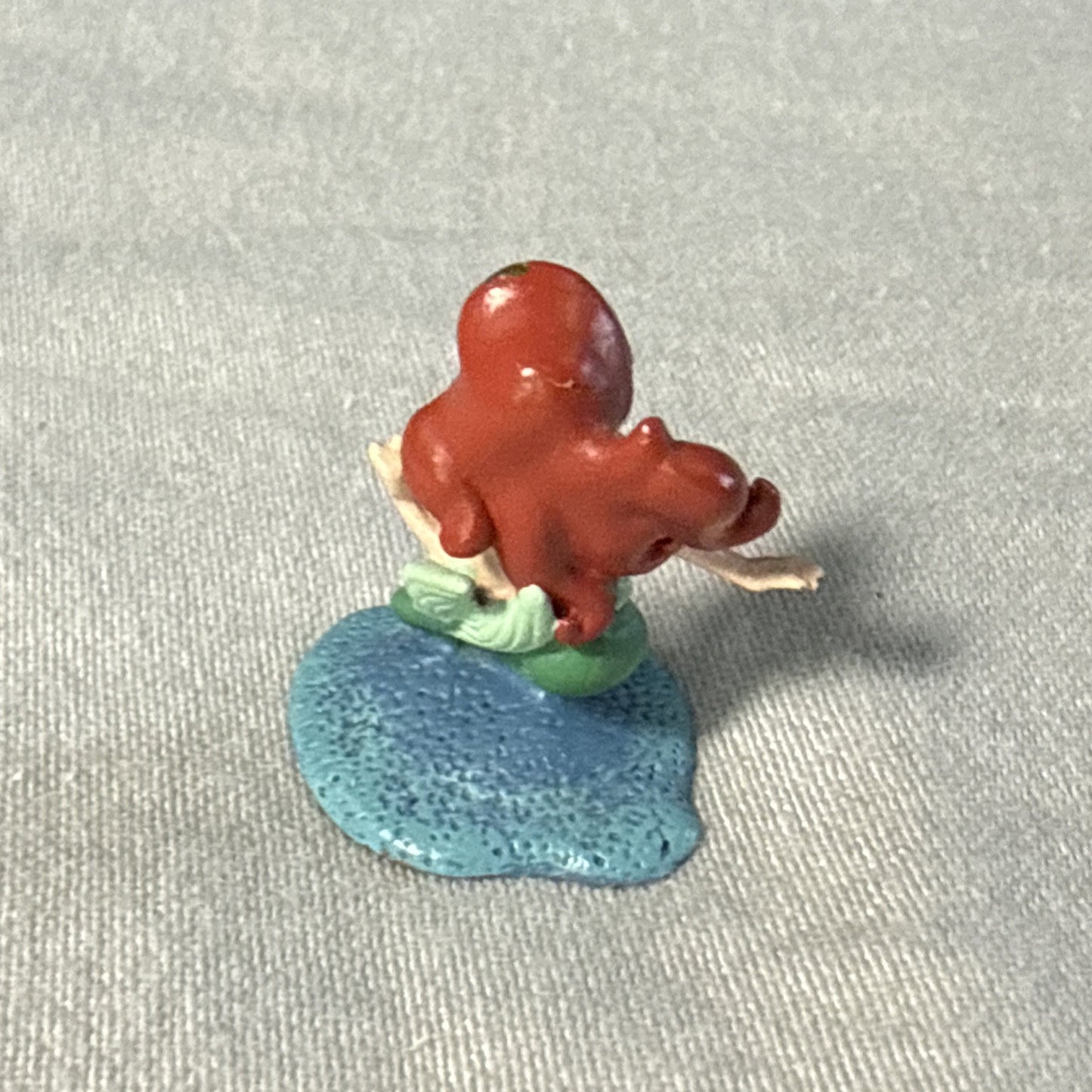 Disney Ariel Figurine Enchanted Places Little Mermaid Mini 1" Die Cast Figureine