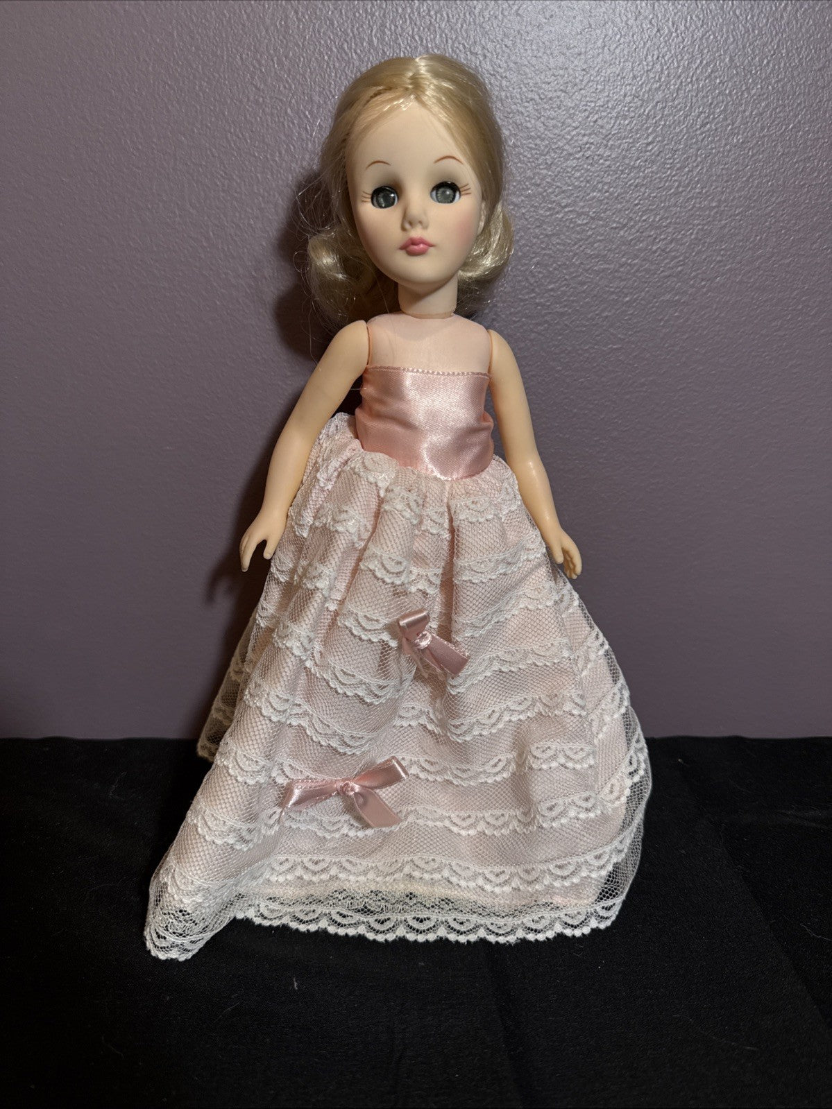 Vintage 1984 Effanbee Doll Blonde Blue Eyes Pink Dress 11 Inch bows