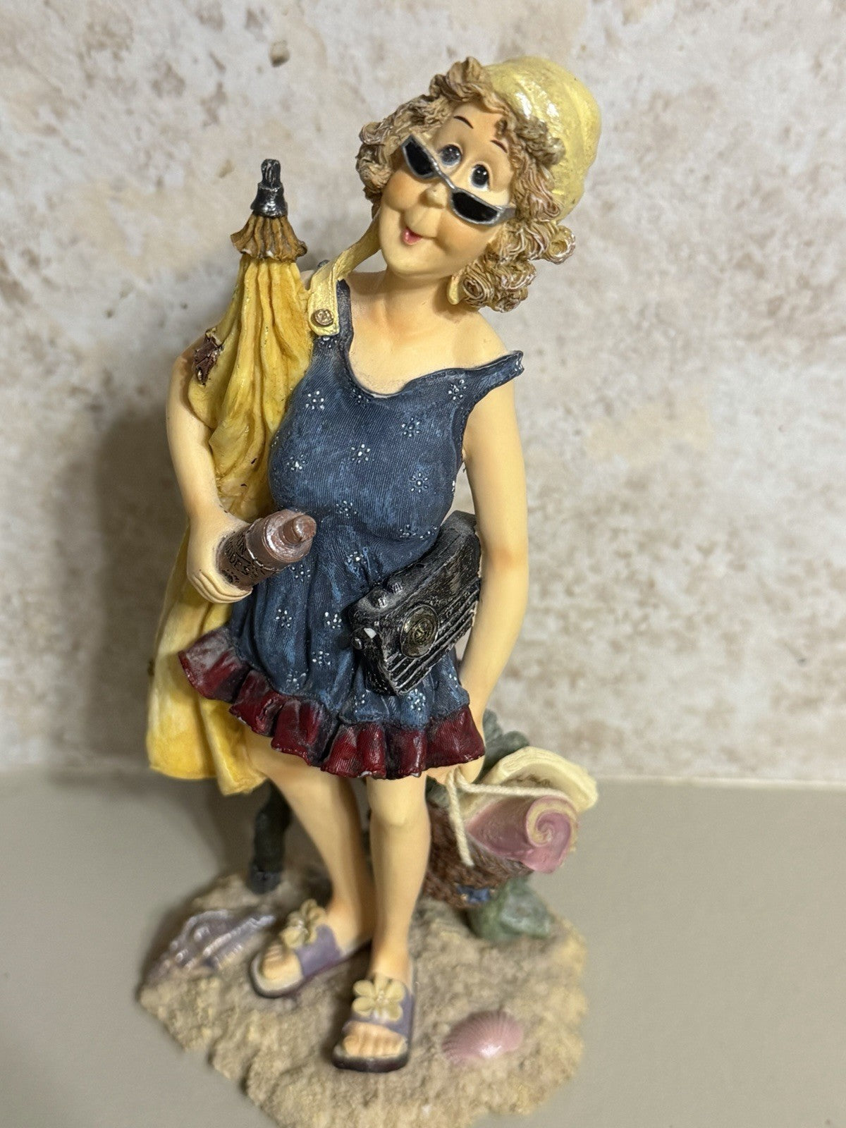 Boyds Bears Folkstone Edna B Sungoddess Life's A Beach Figurine 2001