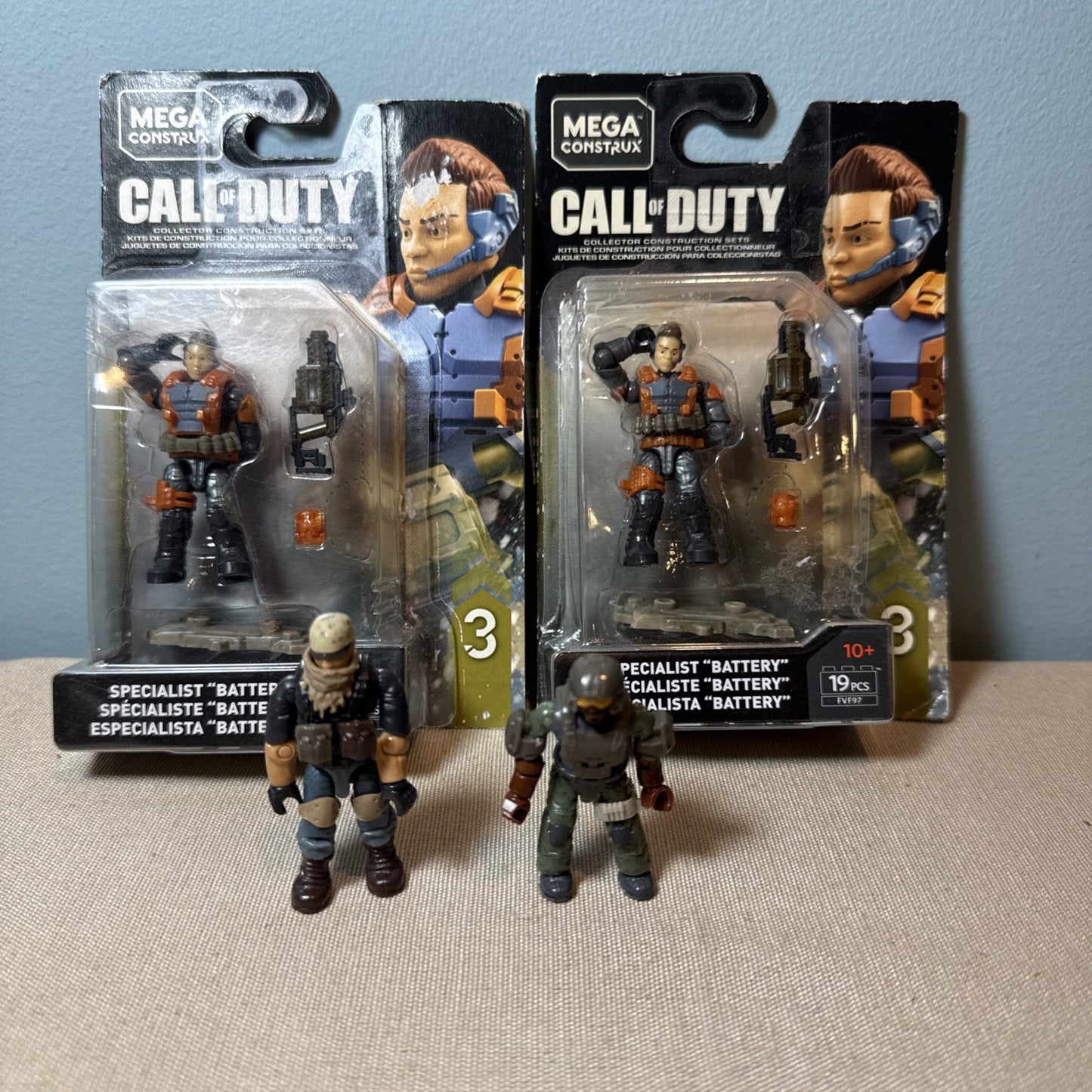 Mega Construx Call of Duty 4 Figure Lot 2 New Specialist Battery  2 Loose