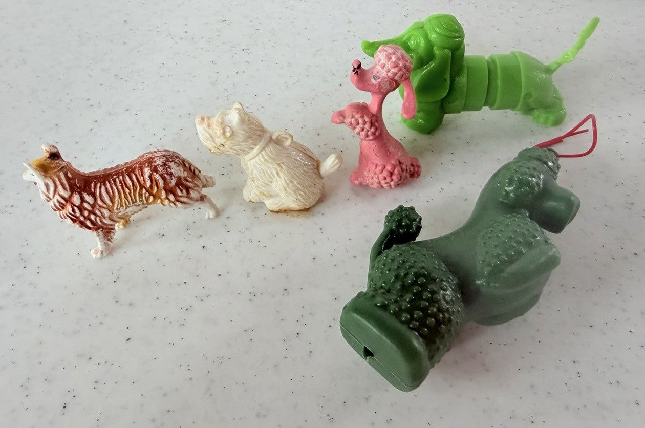Vintage Plastic Dog Figure Lot Oral-B Dachshund Jak Pak Come to the Fair