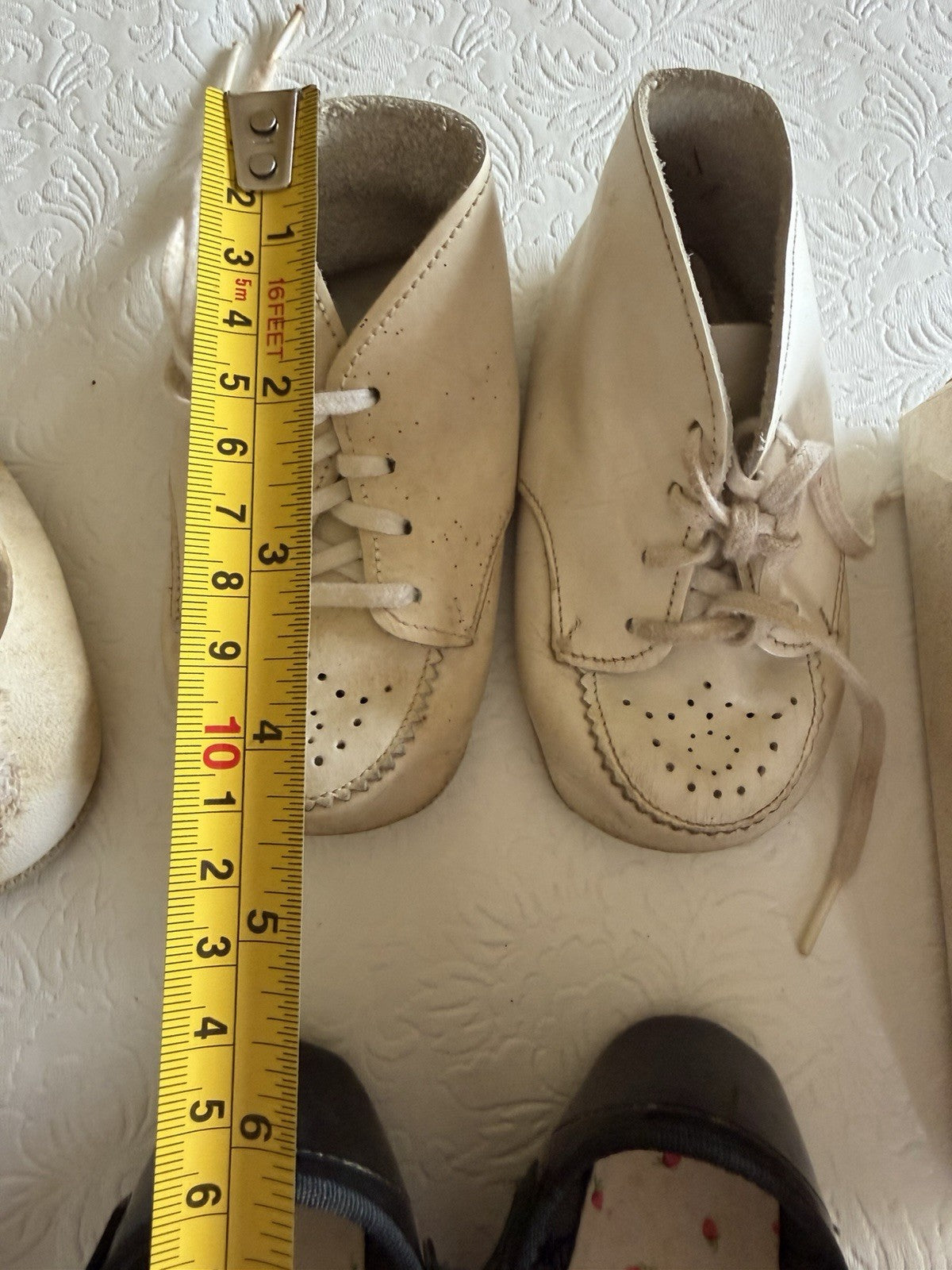 Vintage Baby Shoes Lot of 5 Ideal Cherry Box White Black Sandals Infant Display