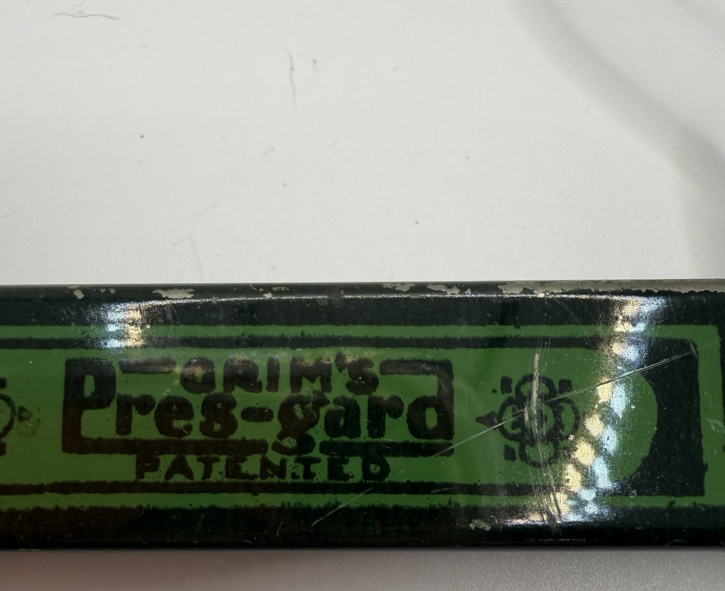 Vintage Grims Pres-Gard Adjustable Hangers Set of 2 Green Red Metal Patented