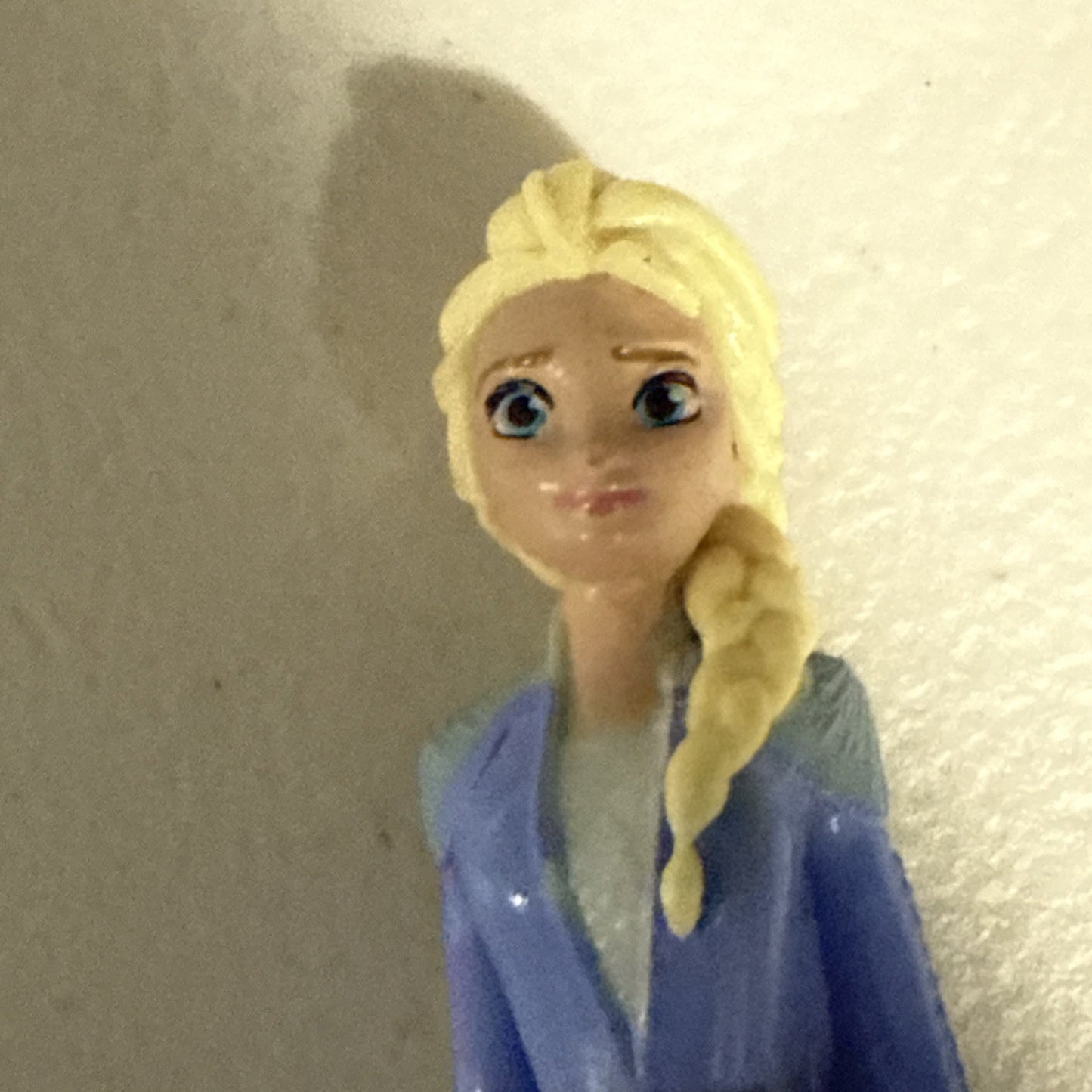 Disney Frozen 2 Anna and Elsa Spin Master Dive Figures, Small Doll Lot