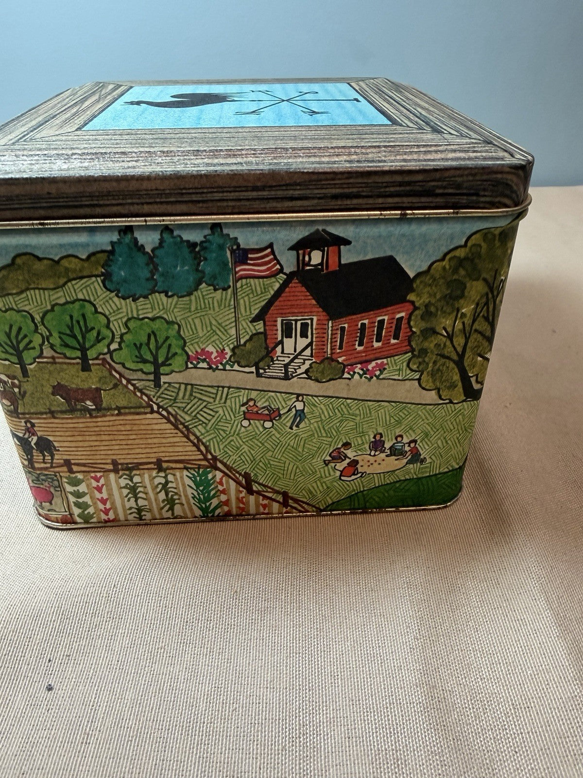 Vintage Morley Candy Makers Collectors Square Tin Detroit Michigan Candy Box