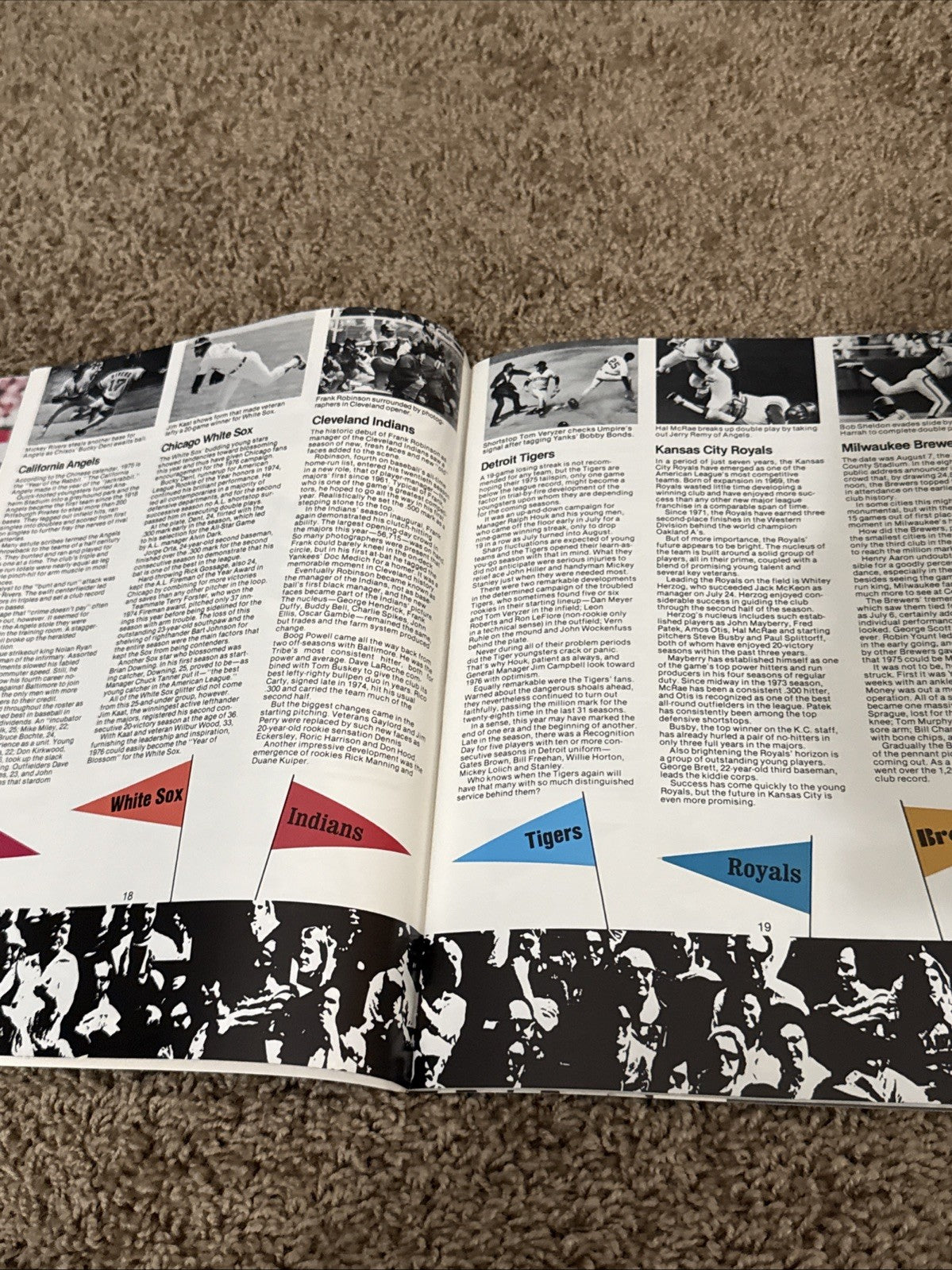 1975 World Series Official Program Reds Red Sox Leroy Neiman Cover Baseball MLB