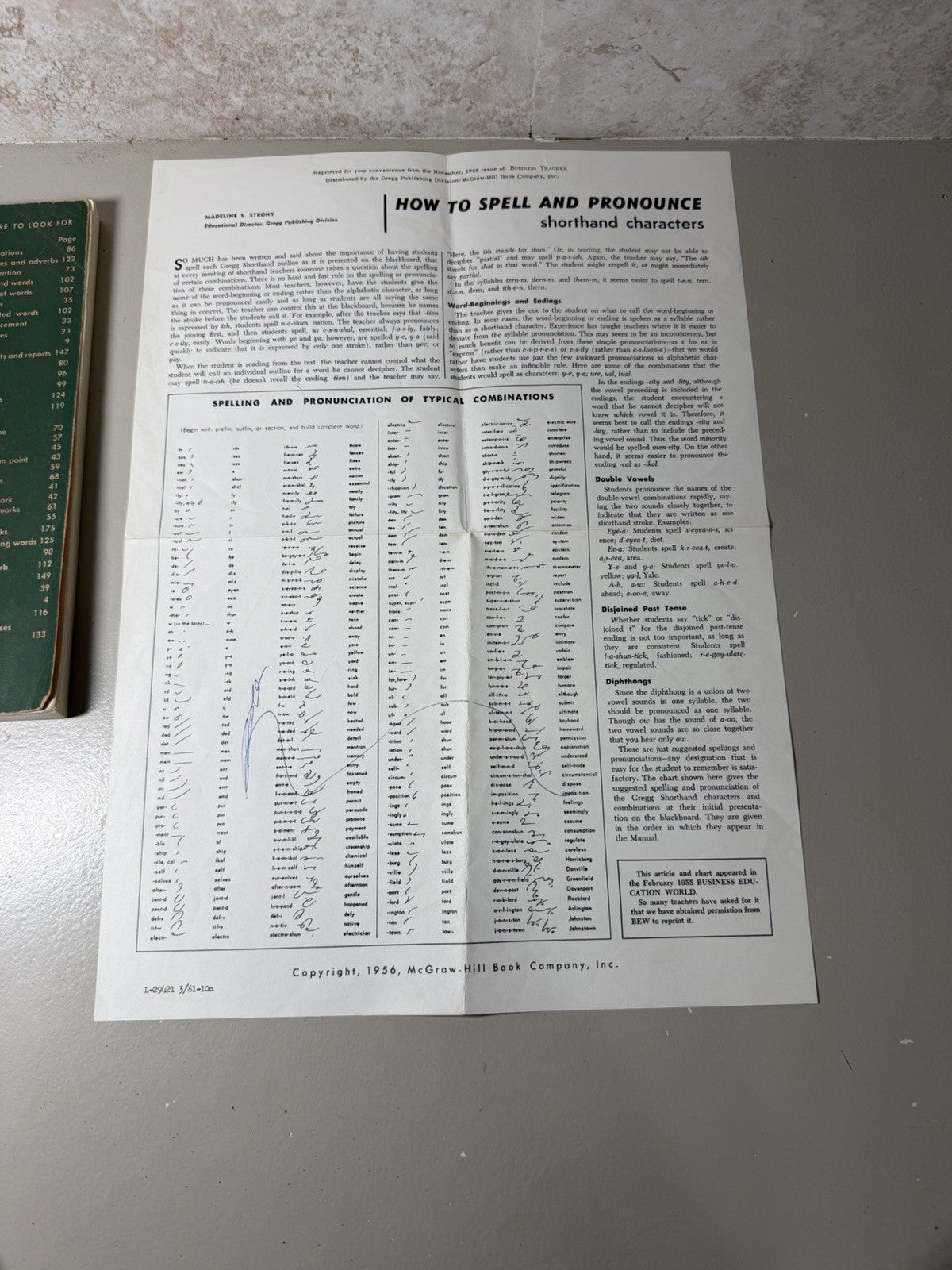 Reference Manual Stenographers Typists Gavin Hutchinson 1956 McGraw Hill 2nd Ed