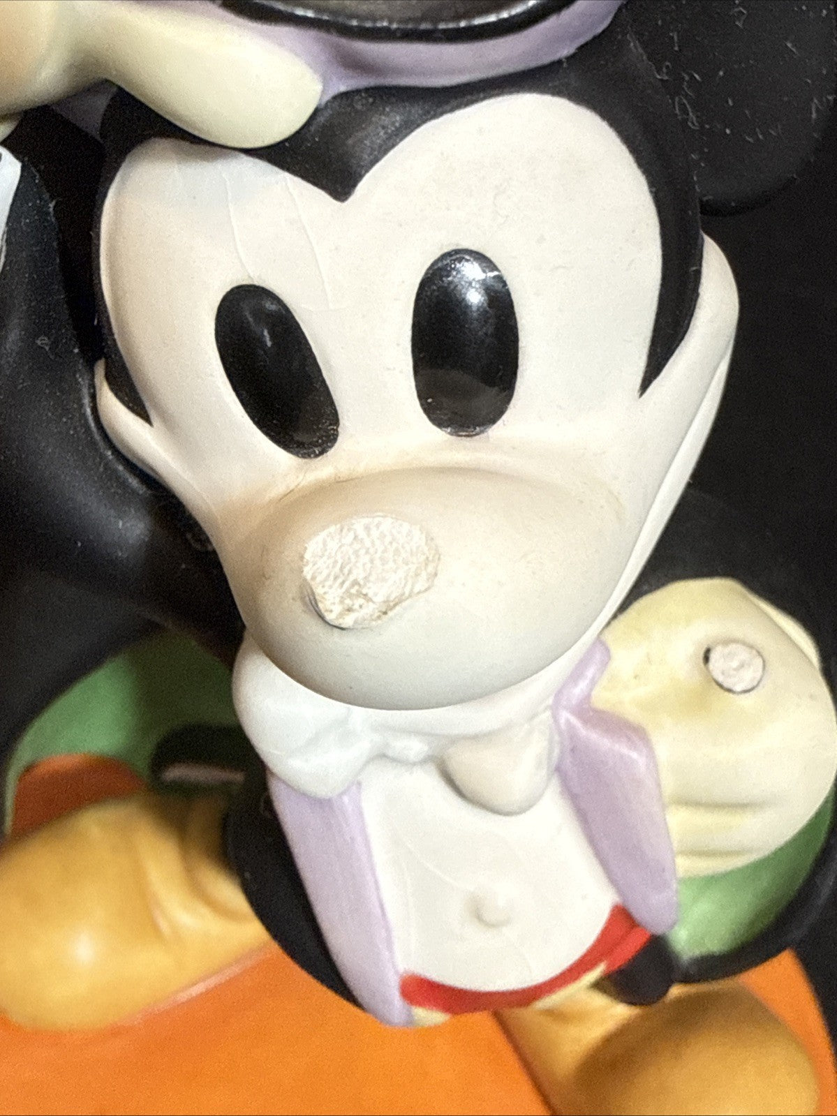 WDCC Mickey Mouse Magician On With the Show Figurine 1997 Damaged