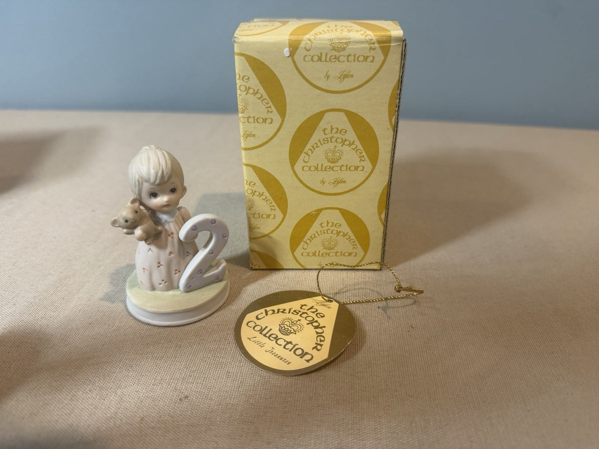 Vintage Lefton Christopher Collection Age 2 Birthday Girl Bear Figurine With Box