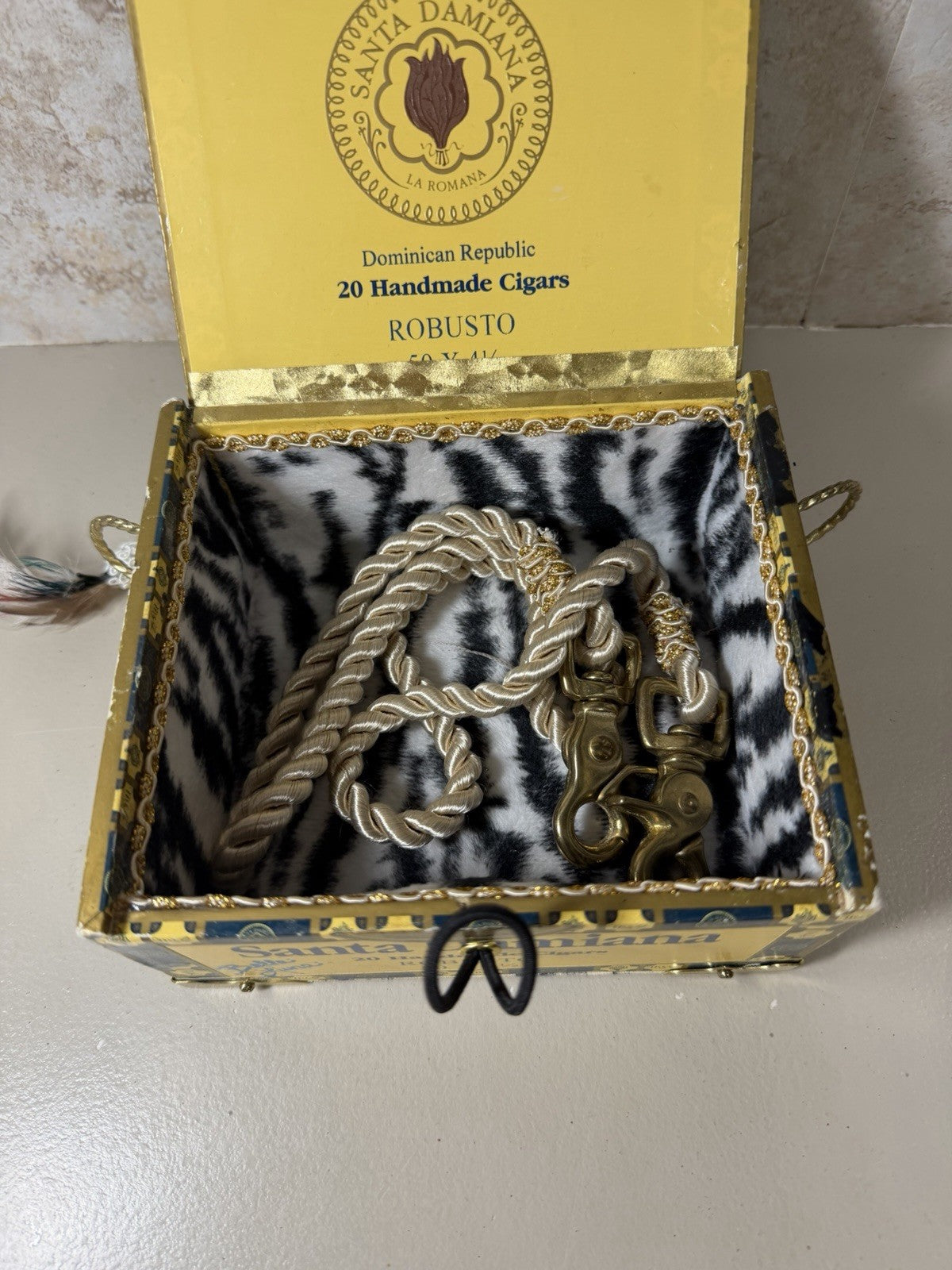 Santa Damiana Robusto Upcycled Cigar Box Purse Toile Fabric Handle Zebra Lining