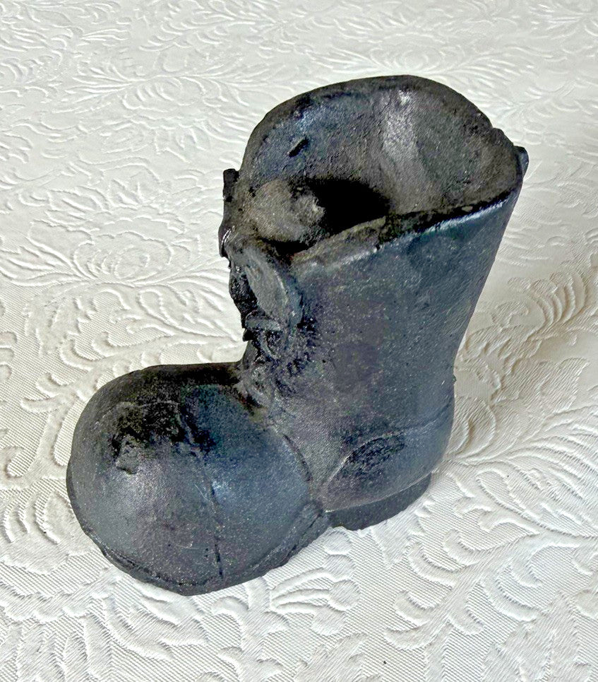 Vintage Cast Iron Boot Planter Trinket Dish Souvenir Buckhorn Lodge KY 1982