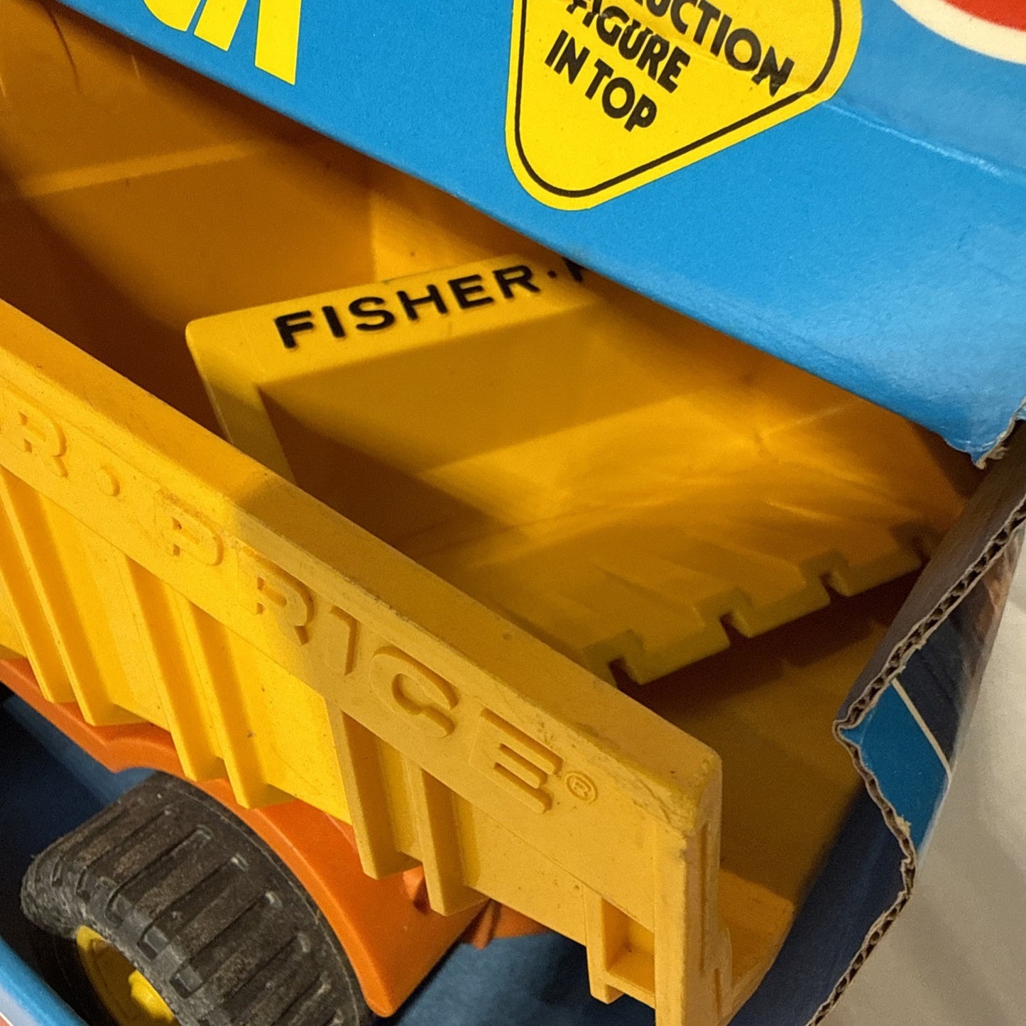 Vintage 1975 Fisher Price #302 Dump Truck Pre-owned with Original Box