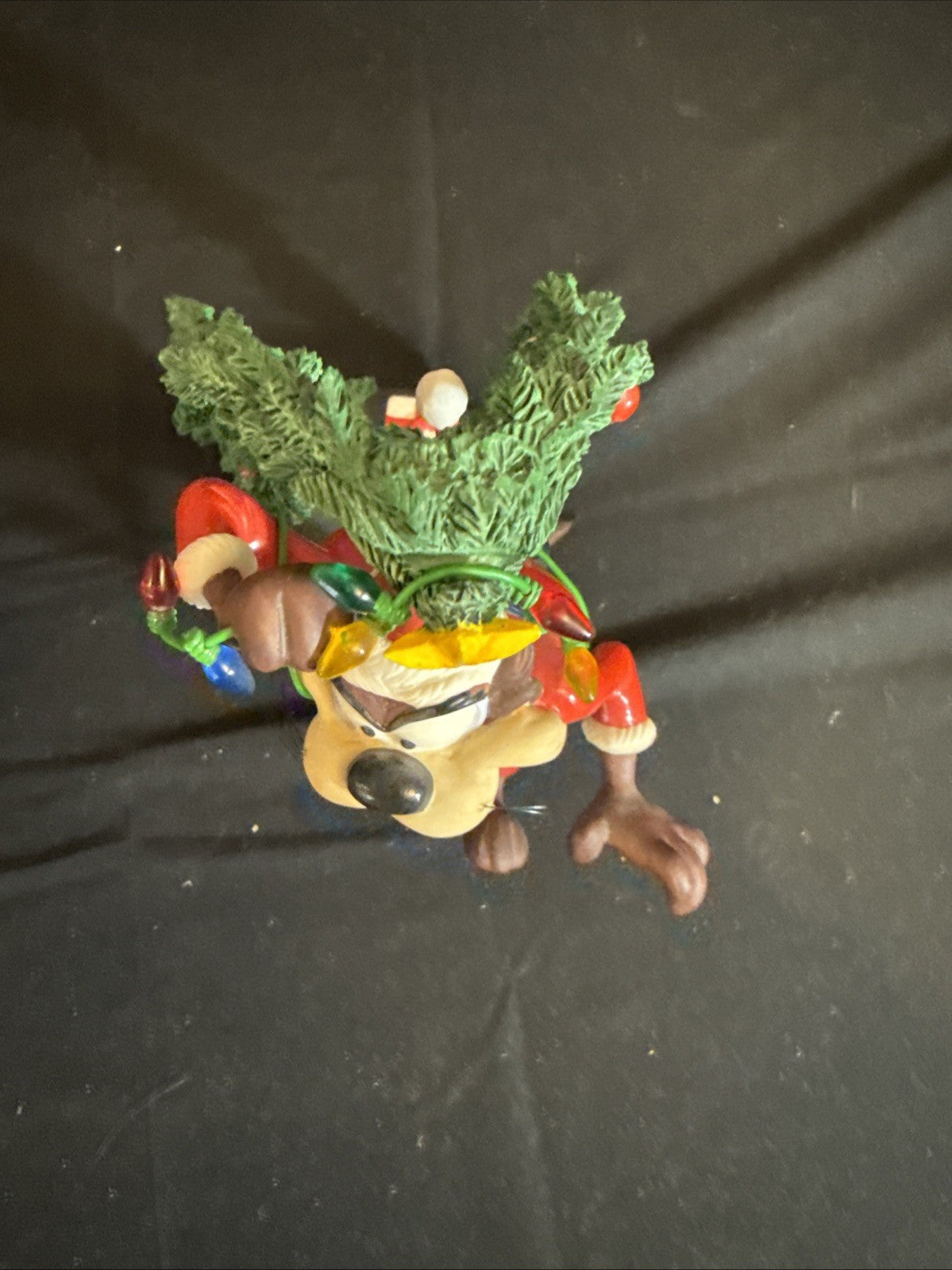 Goebel TAZ Figurine Fright Before Christmas WB Looney Tunes With Stand