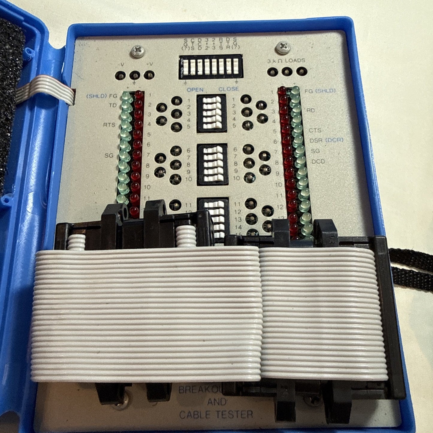 Vintage IDS Blue Box 100 RS-232 Breakout Box Diagnostic Tester DB25 Siemon Case